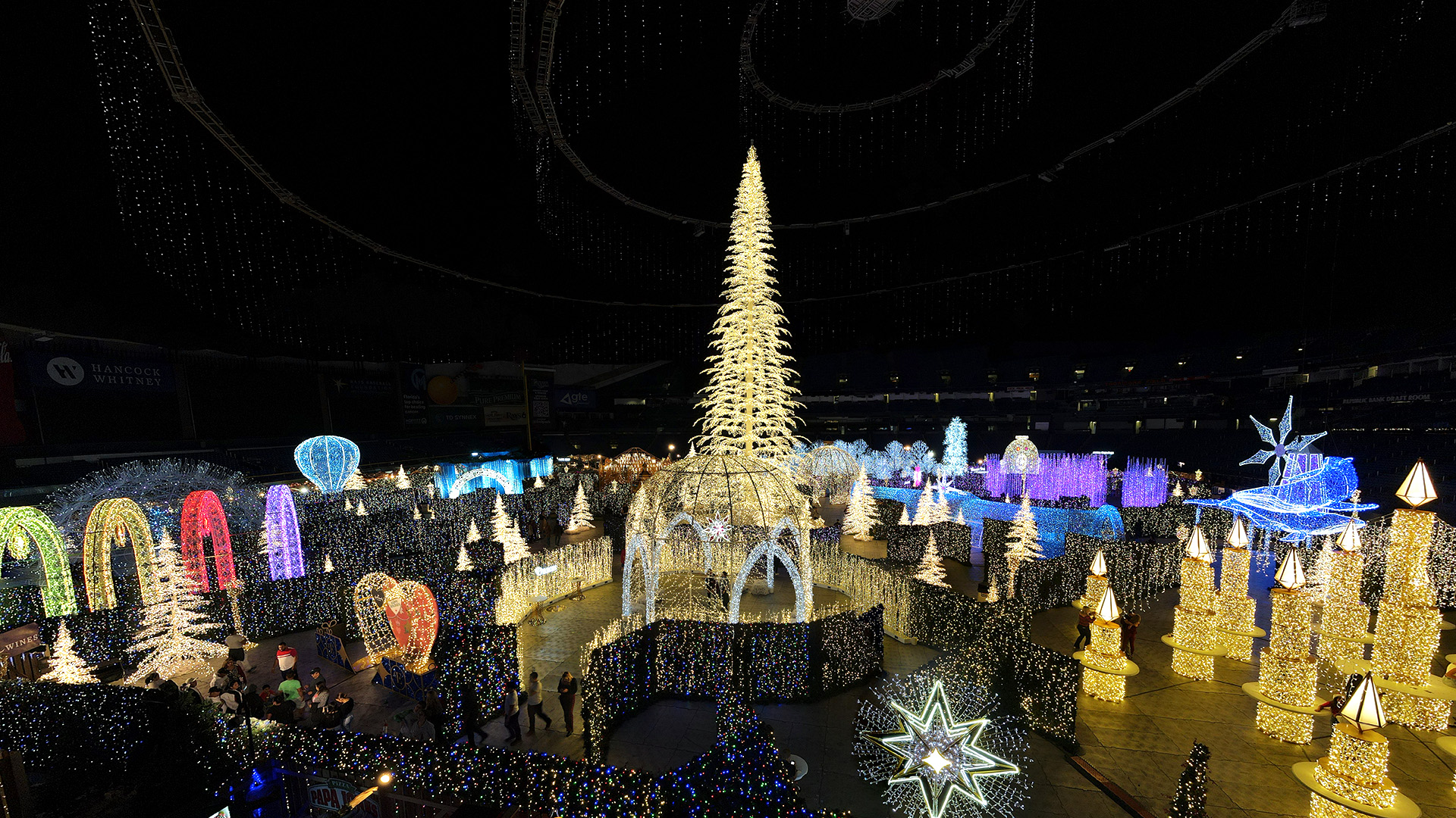 KC's Legends Field to be transformed into World's Largest Christmas Light  Maze and Village