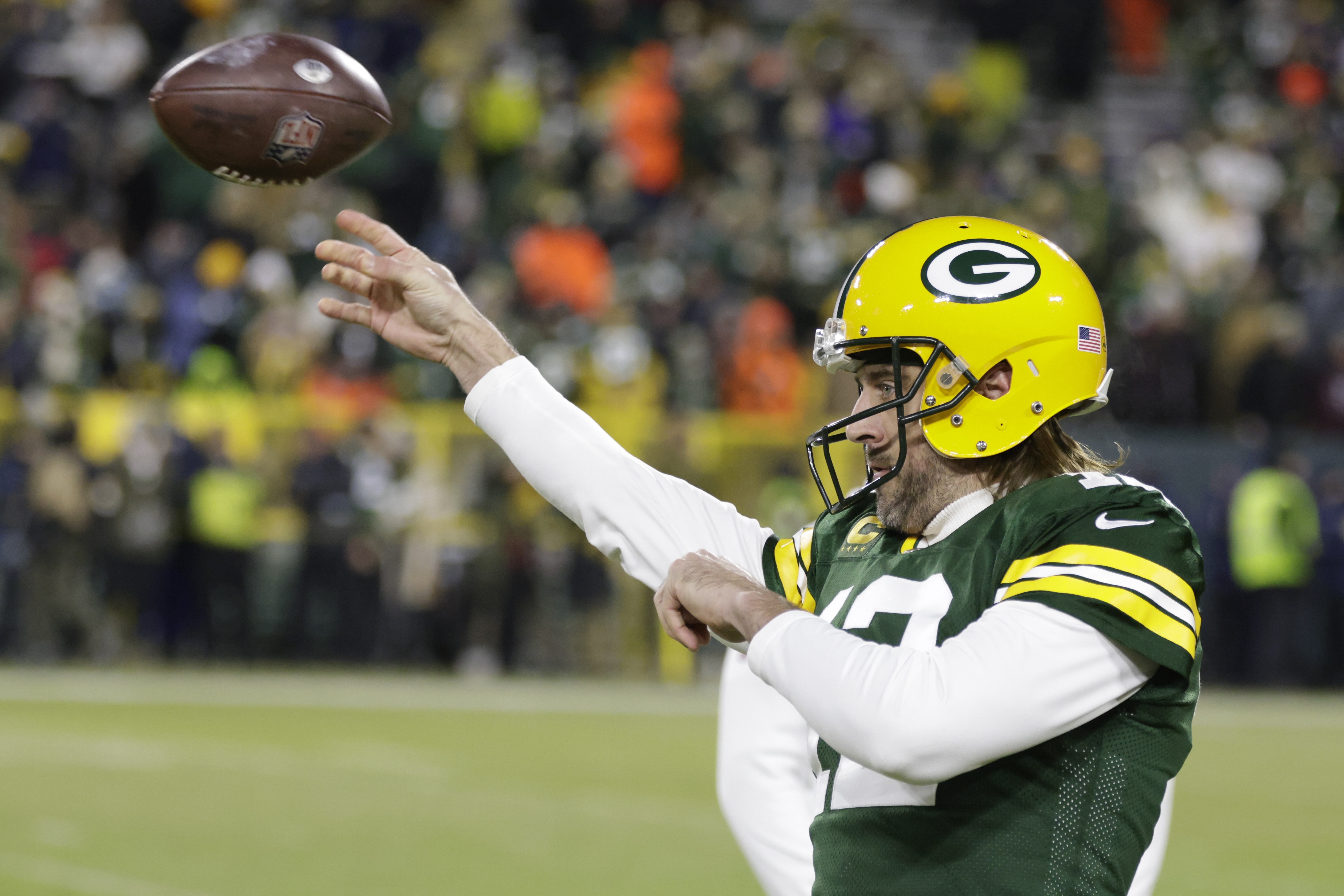 Packers clinch No. 1 seed for NFC playoffs, beat Vikings 37-10