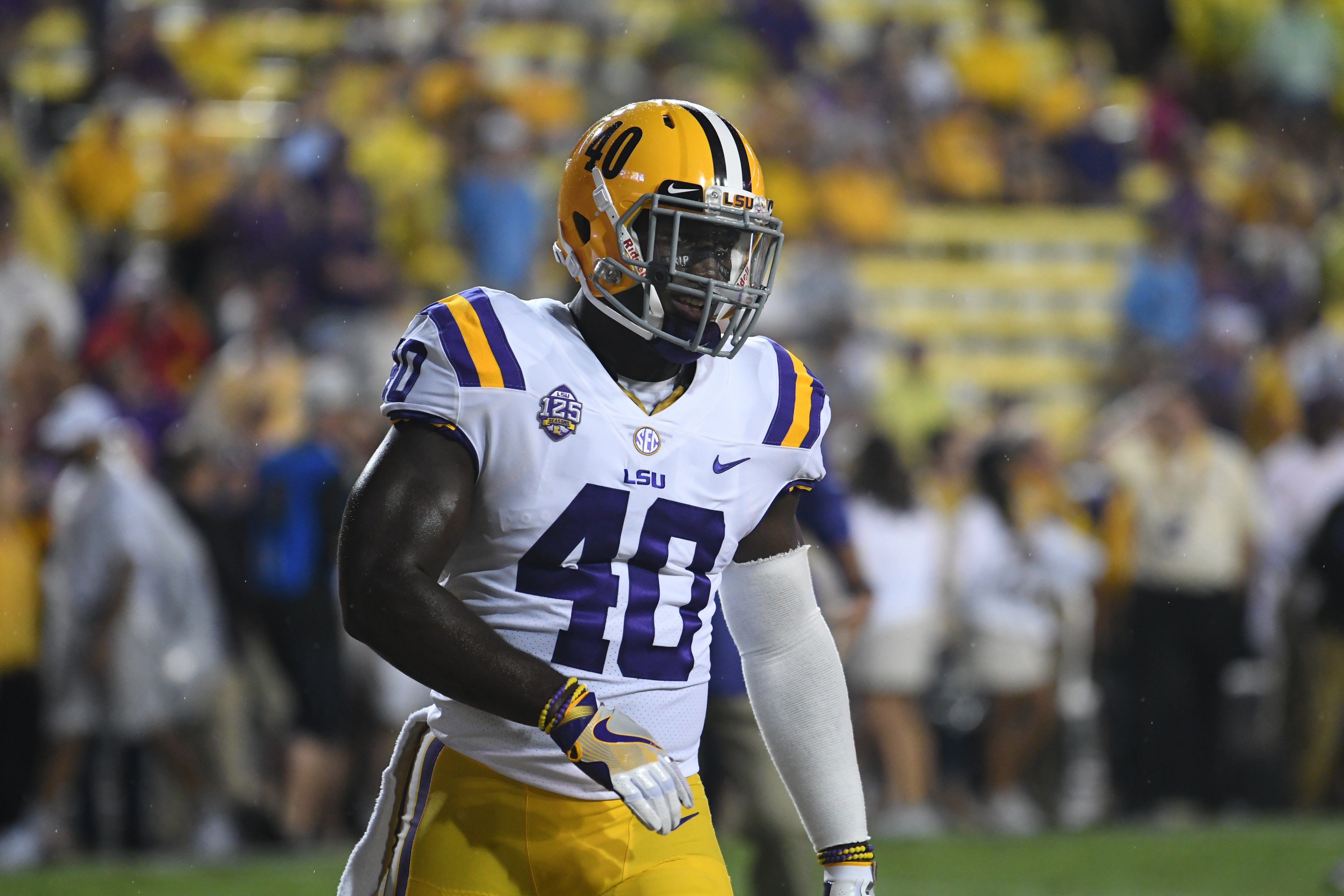 LSU Football on X: Anyone else getting a @DevinWhite__40