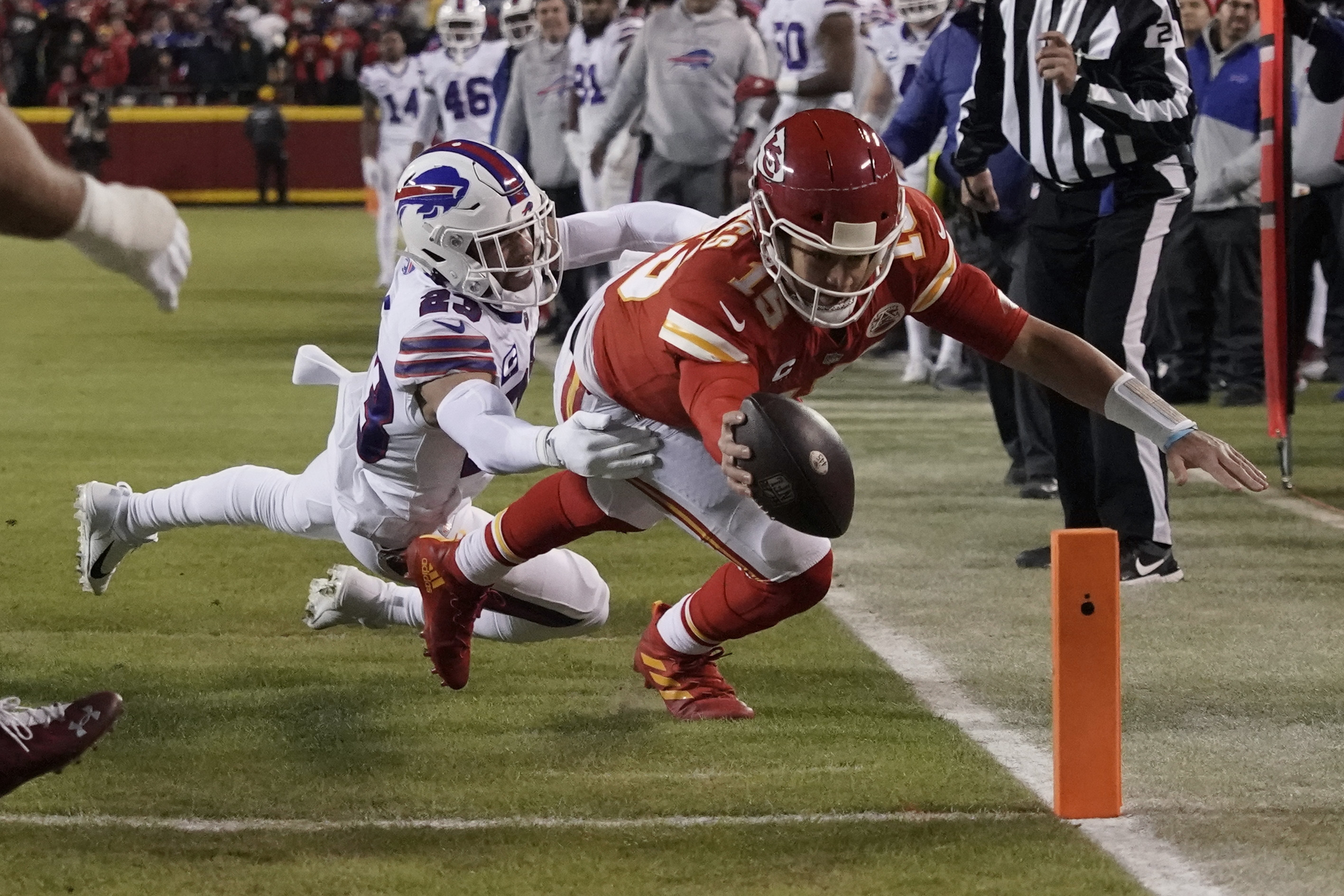 Bills. Chiefs. 2020 AFC Championship Game rematch. Sunday Night Football.  This one's going to be good 