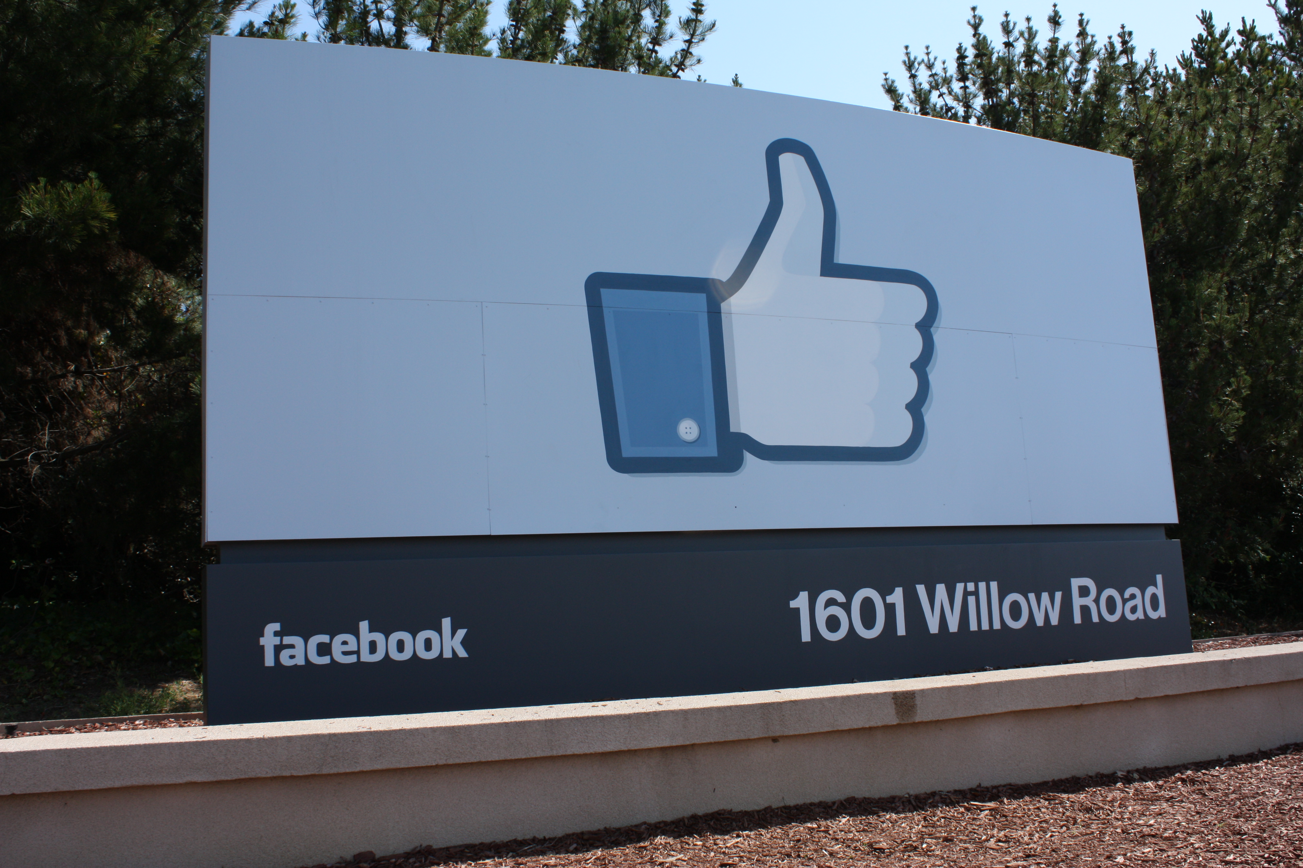 facebook headquarters building outside