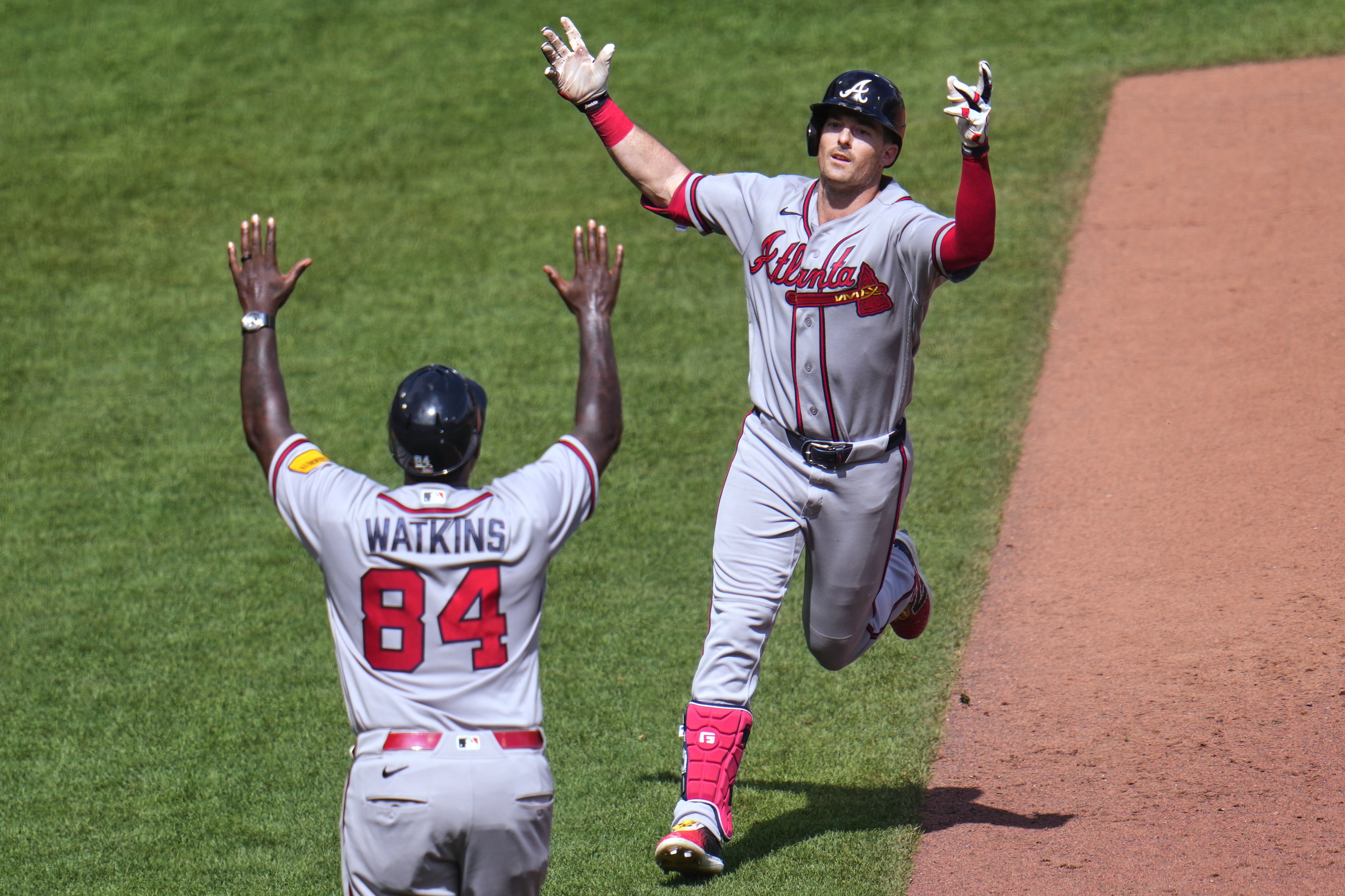 Mike Yastrzemski hits grand slam in Braves' 10-5 win over Pirates