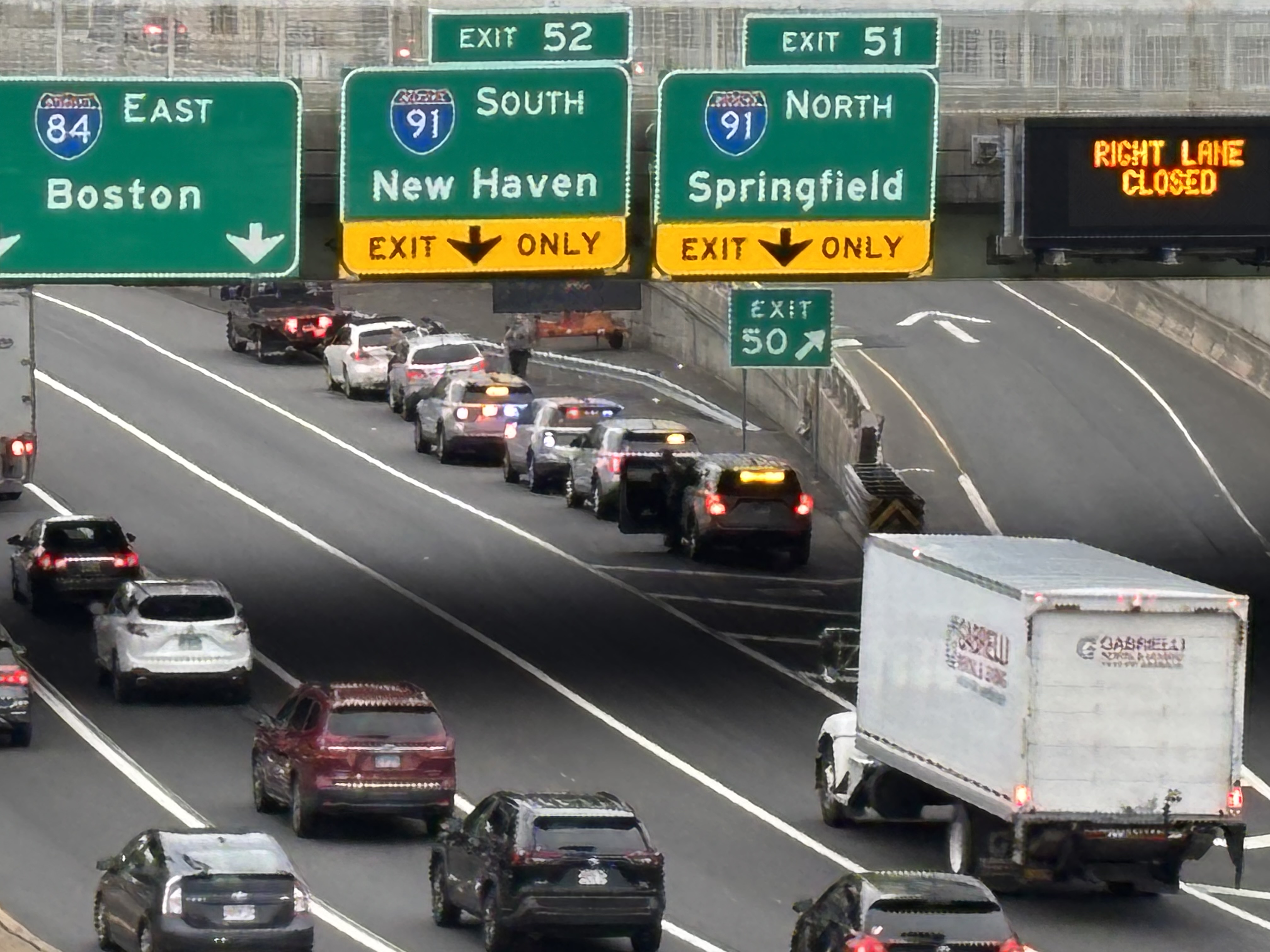 No injuries reported following crash on I-84 in Hartford