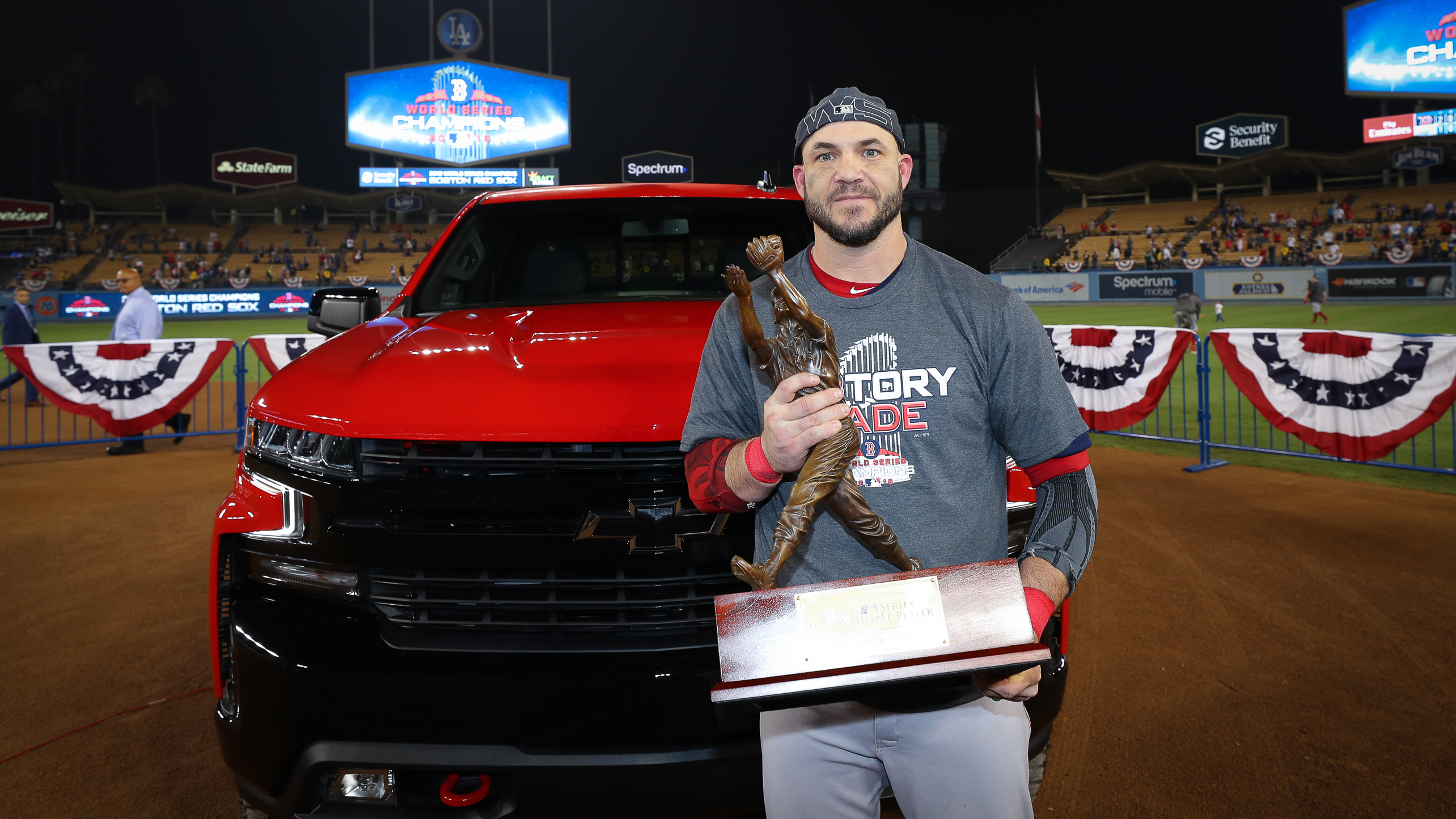 Former Gamecocks Steve Pearce, Jackie Bradley shine as Red Sox win