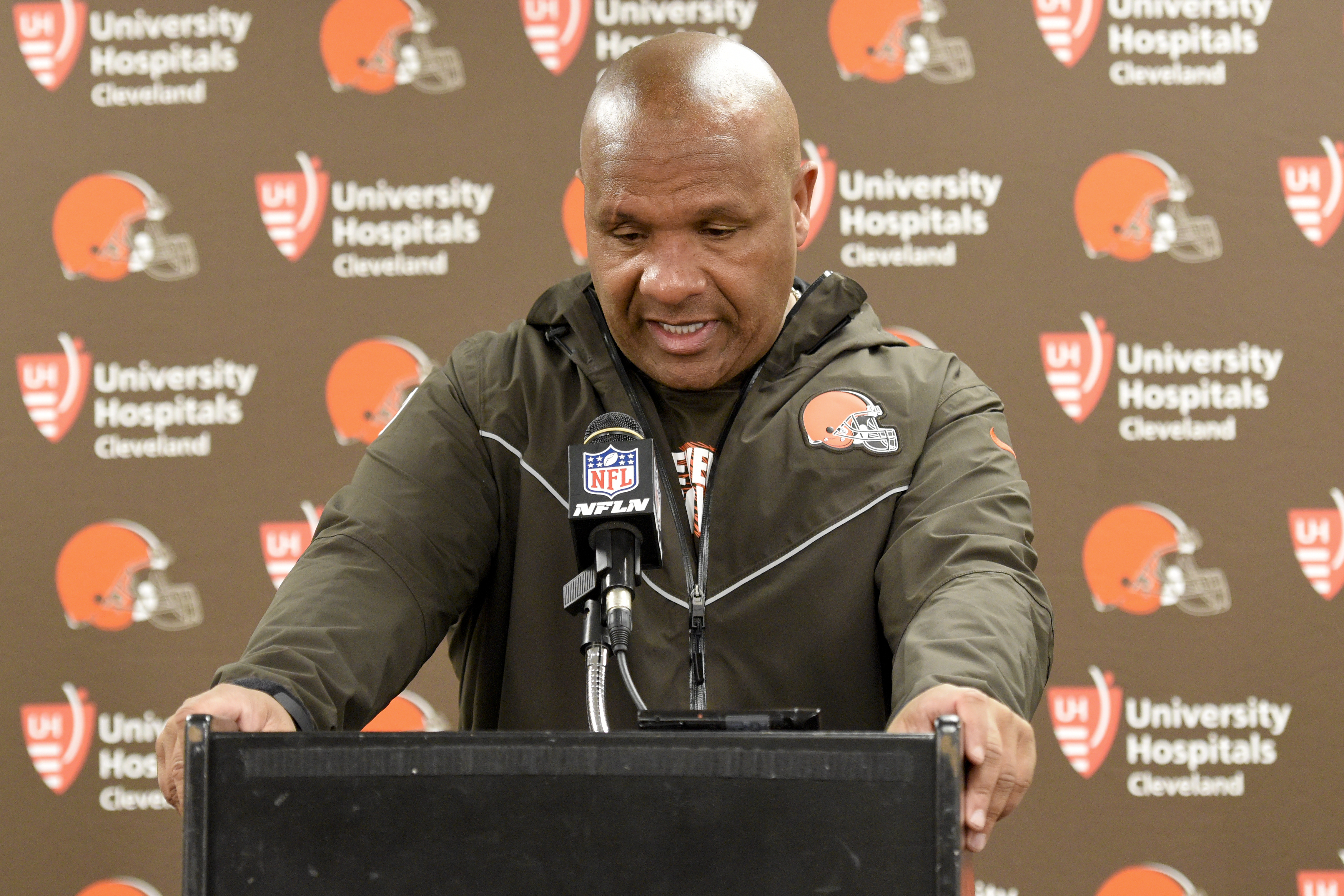 Cleveland Browns Fire Hue Jackson—Who Leaves With an Ignominious