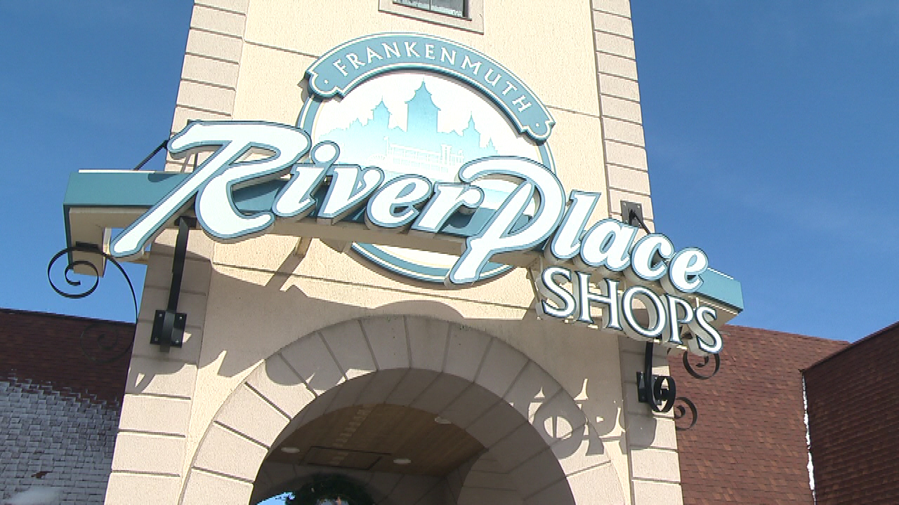 Extras Wanted For Christmas Tv Movie Filming In Frankenmuth