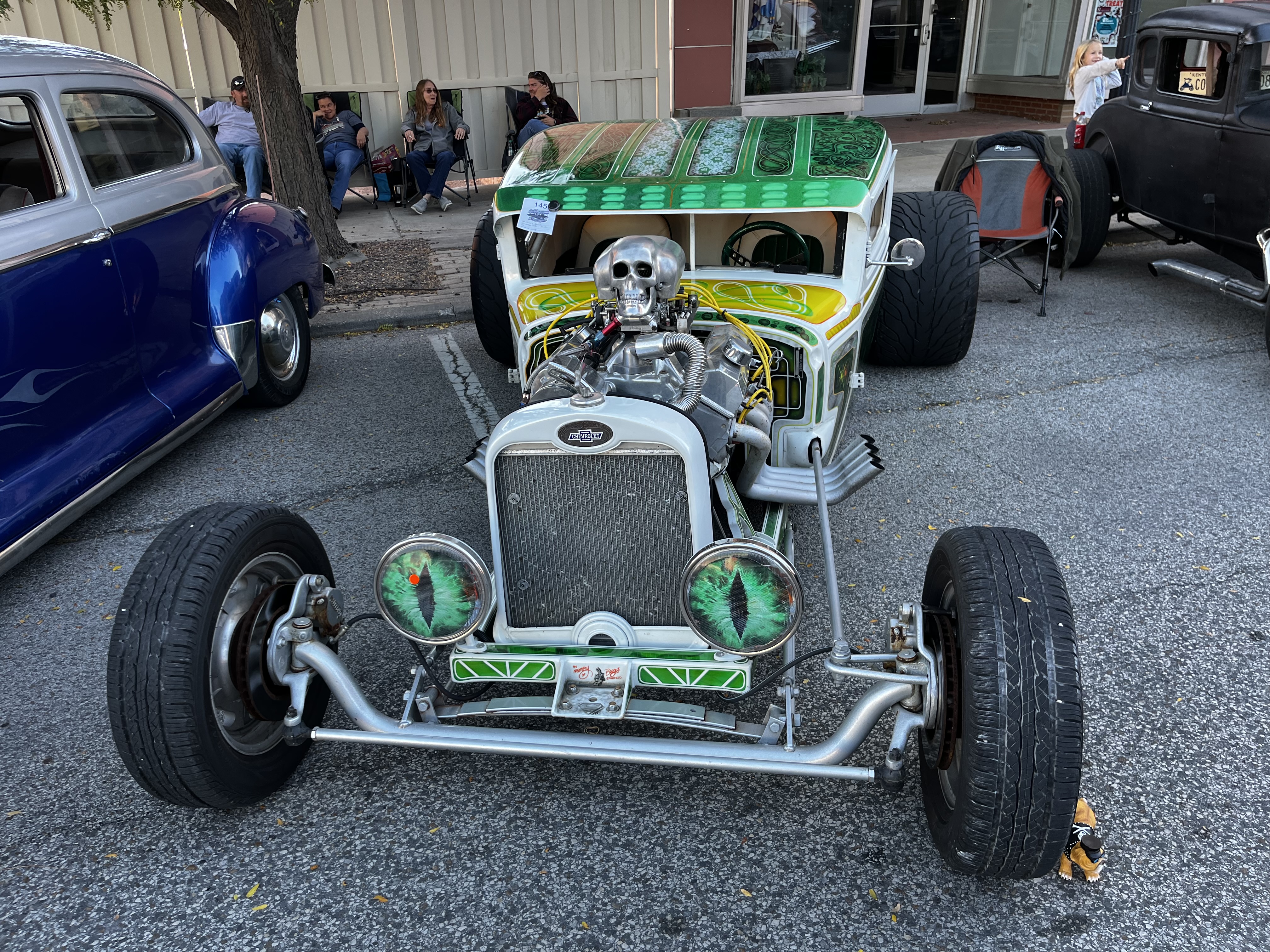 Hundreds of hot rods fill downtown Quincy for 48th annual Early