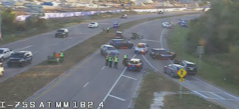 Major crash blocks Sumter Blvd