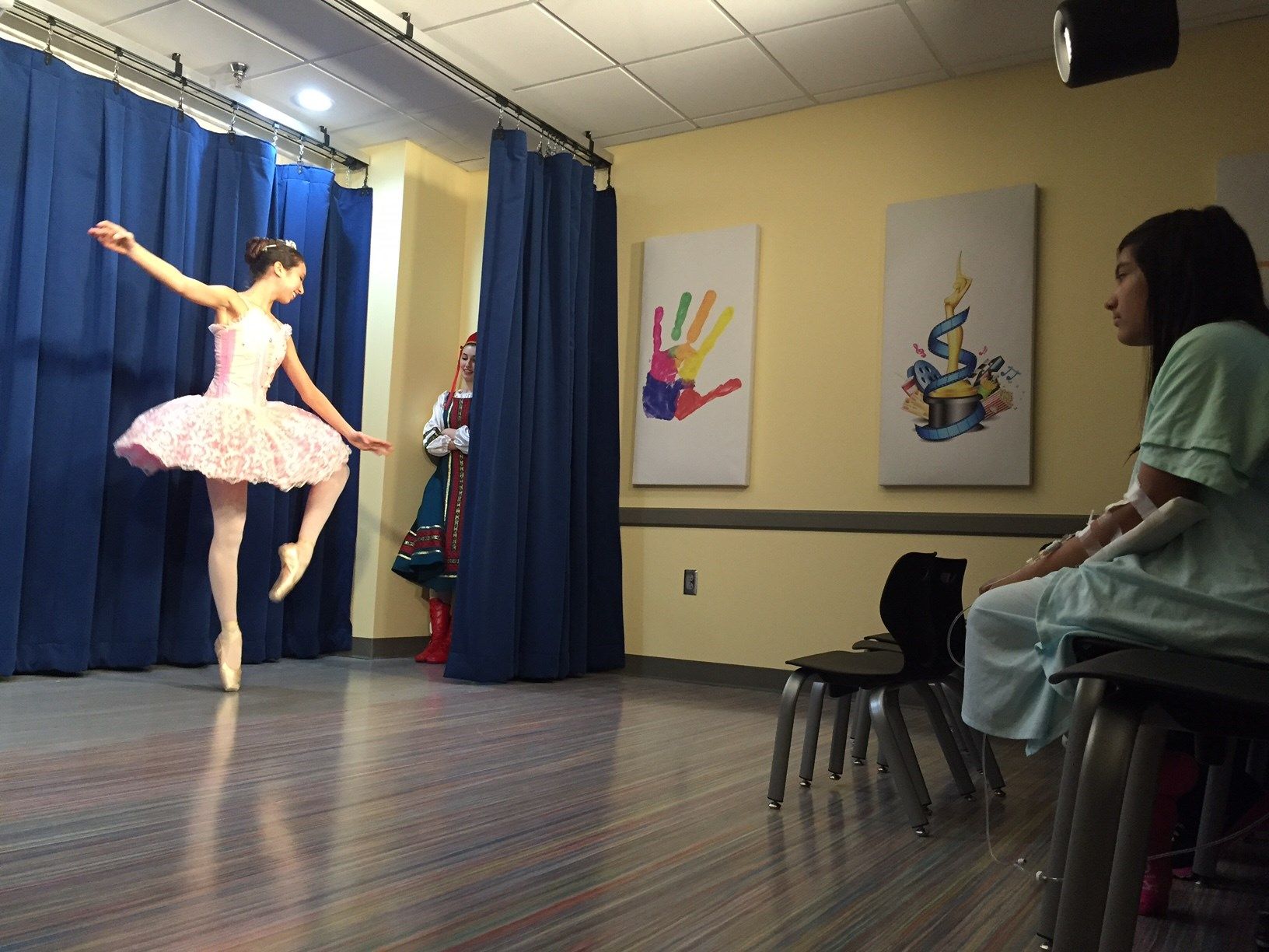 Ballet Lubbock gives Covenant Children's a Nutcracker treat