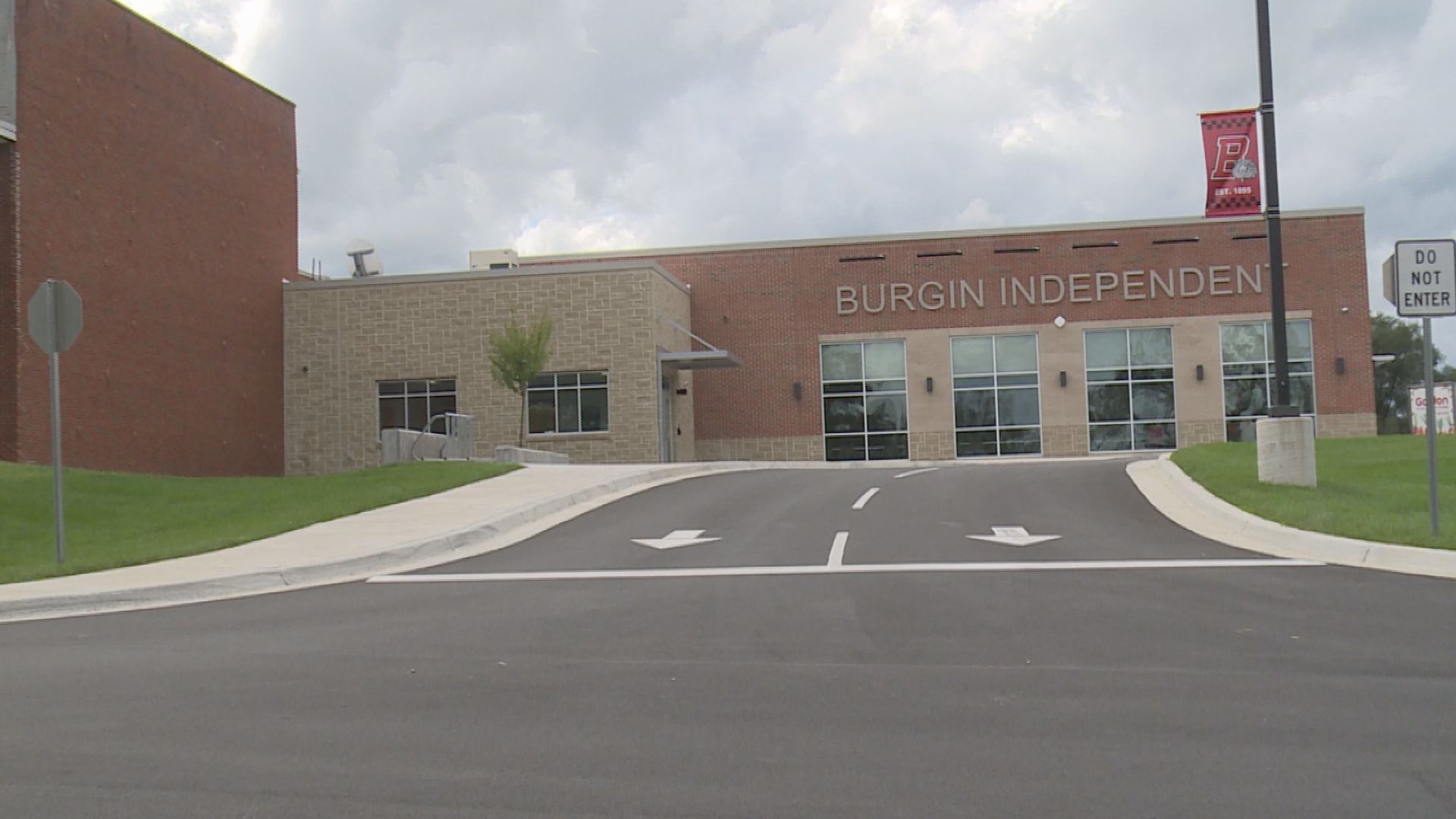 Burgin Independent, Mercer County school districts end universal masking