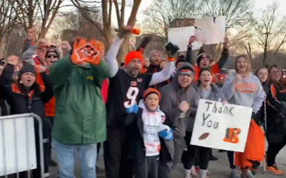 Dunlap to pay Steeler fan who crashes Bengals 'loser' rally