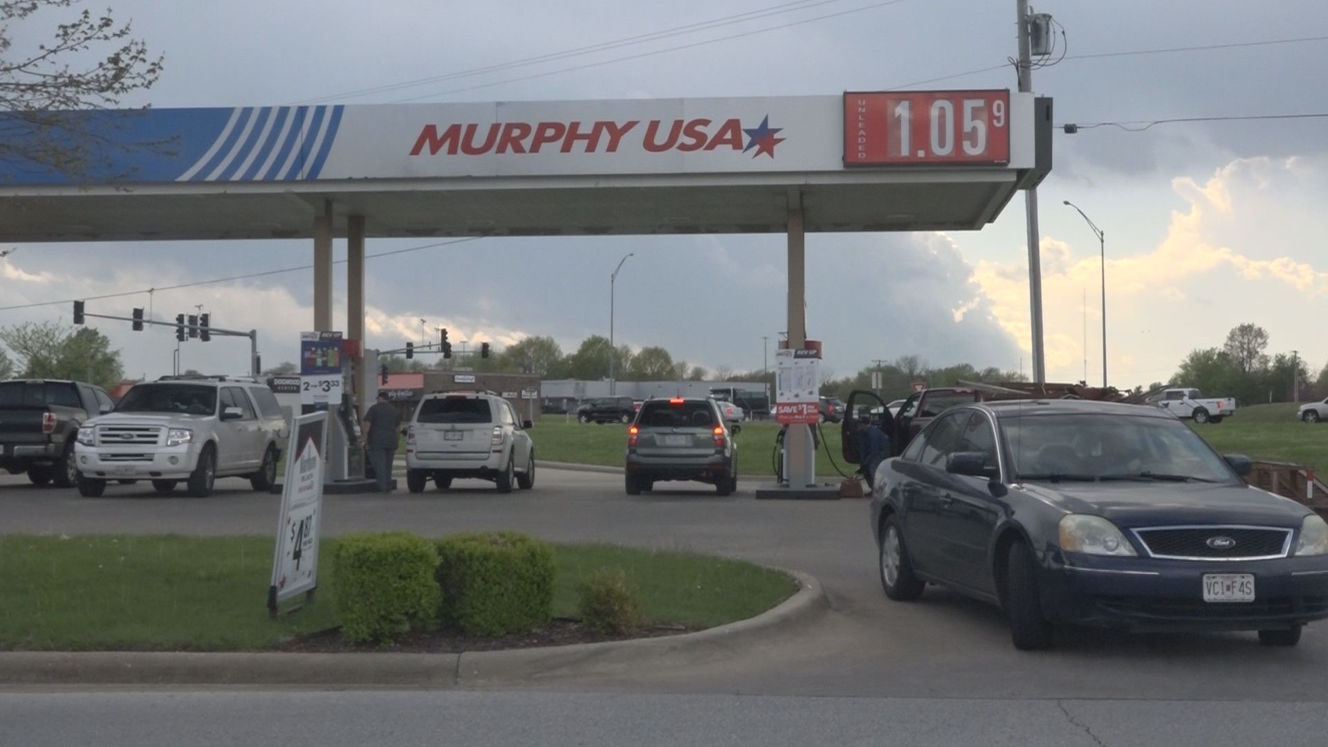 gas prices in the ozarks dropping as oil prices tank gas prices in the ozarks dropping as