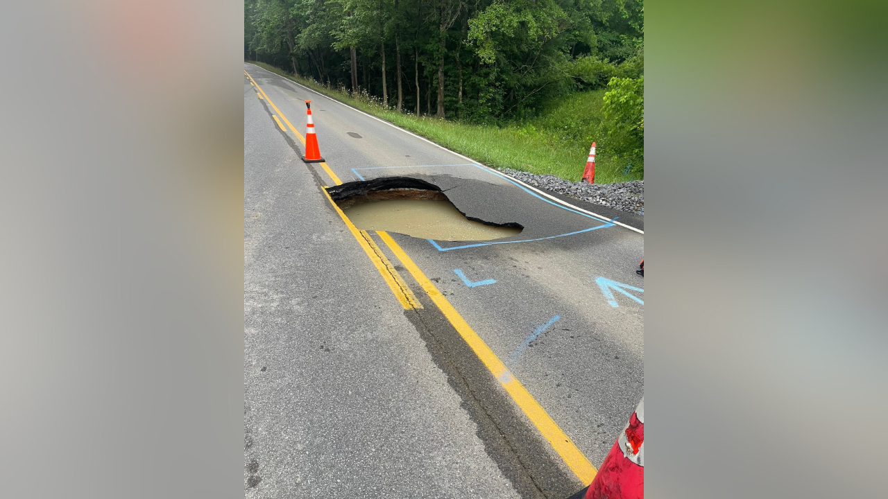 Major water main leak in Jefferson County causes road closure