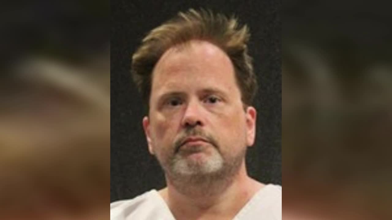 Tucson teacher facing several child porn charges