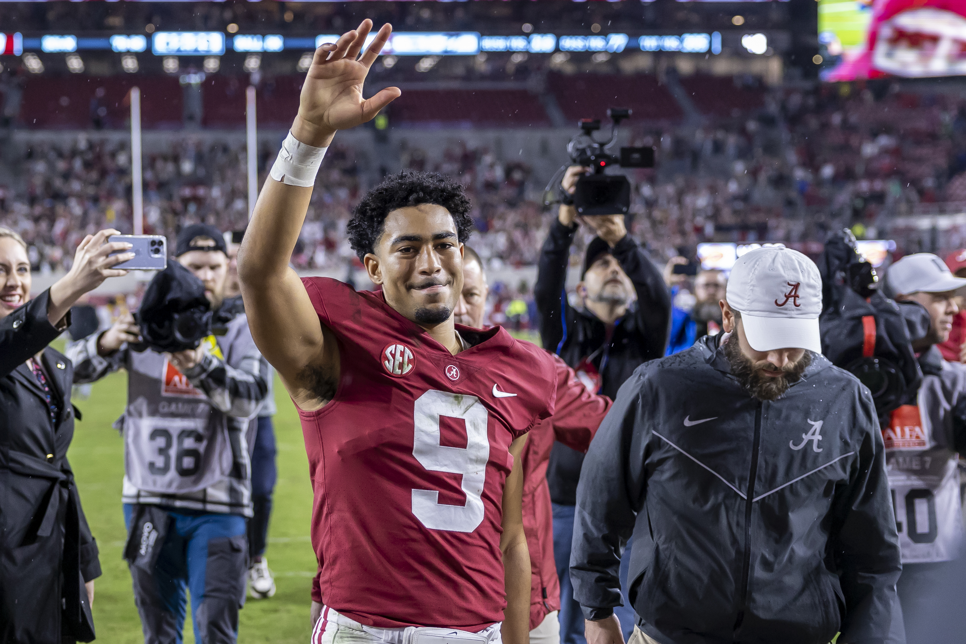 LOOK: Bryce Young takes the field for 1st home game at Bank of America  Stadium