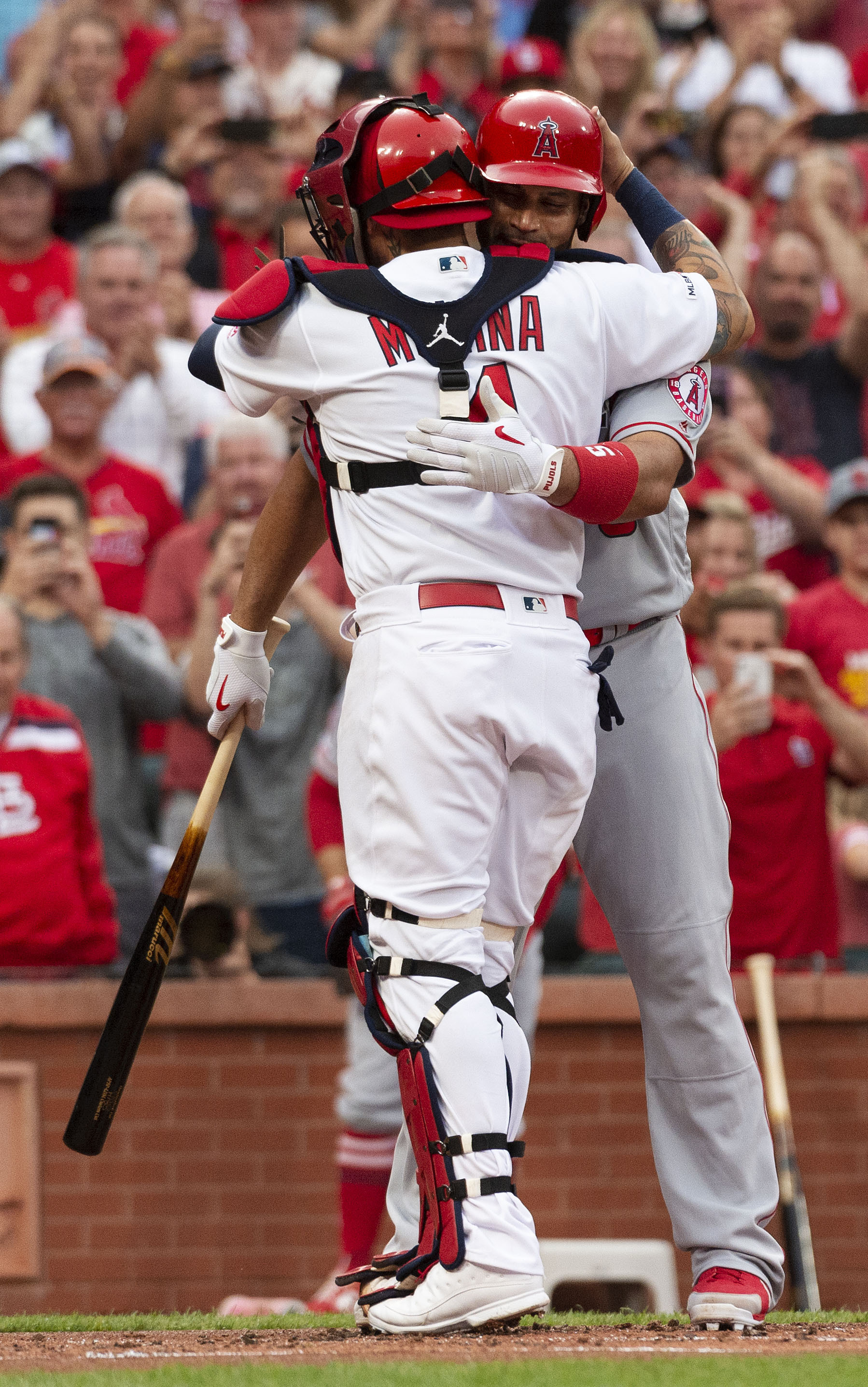 Albert Pujols donates to LA Angels' furloughed employees in Dominican