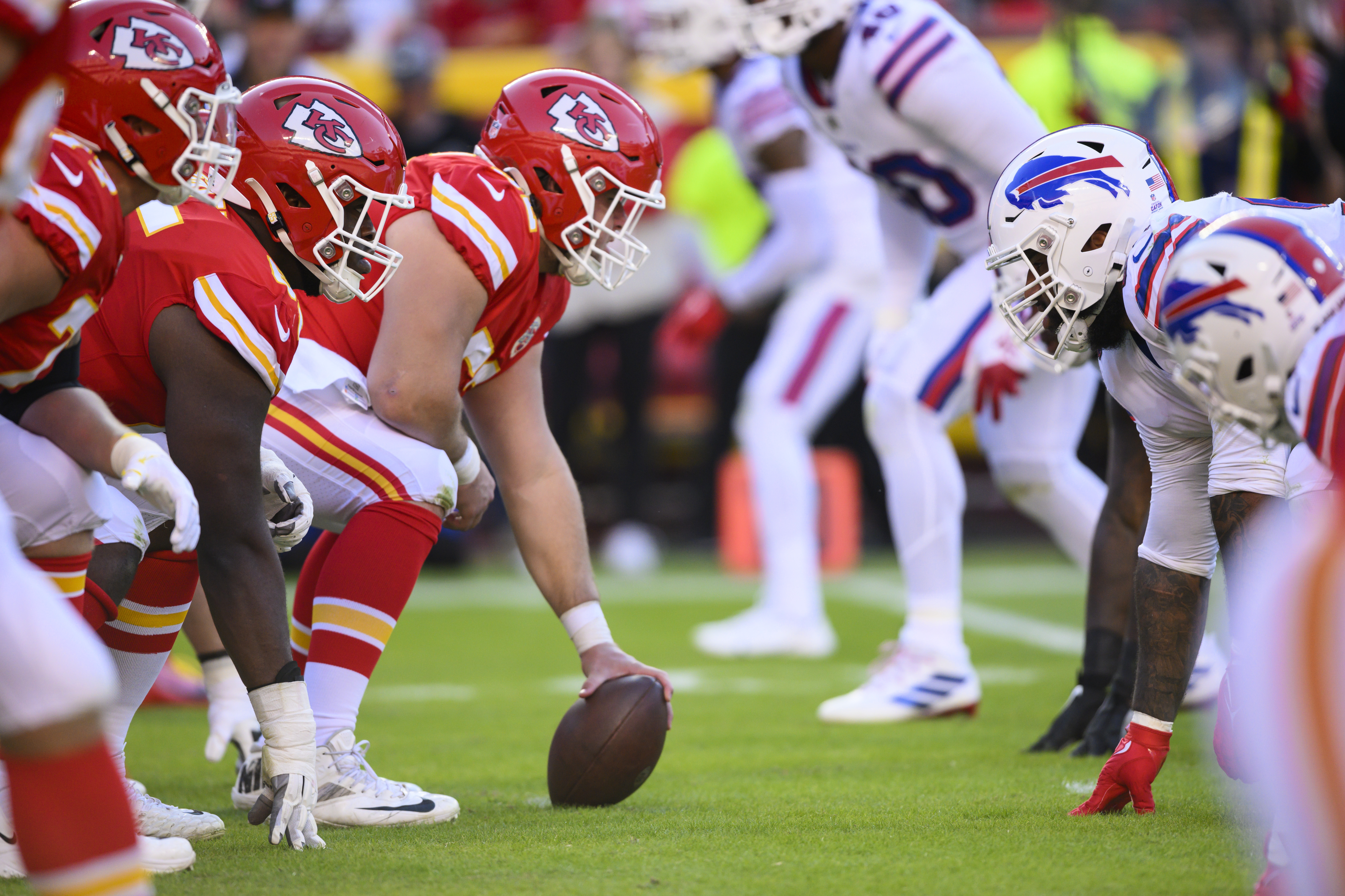 Bills rally to beat Chiefs 24-20 in playoff rematch