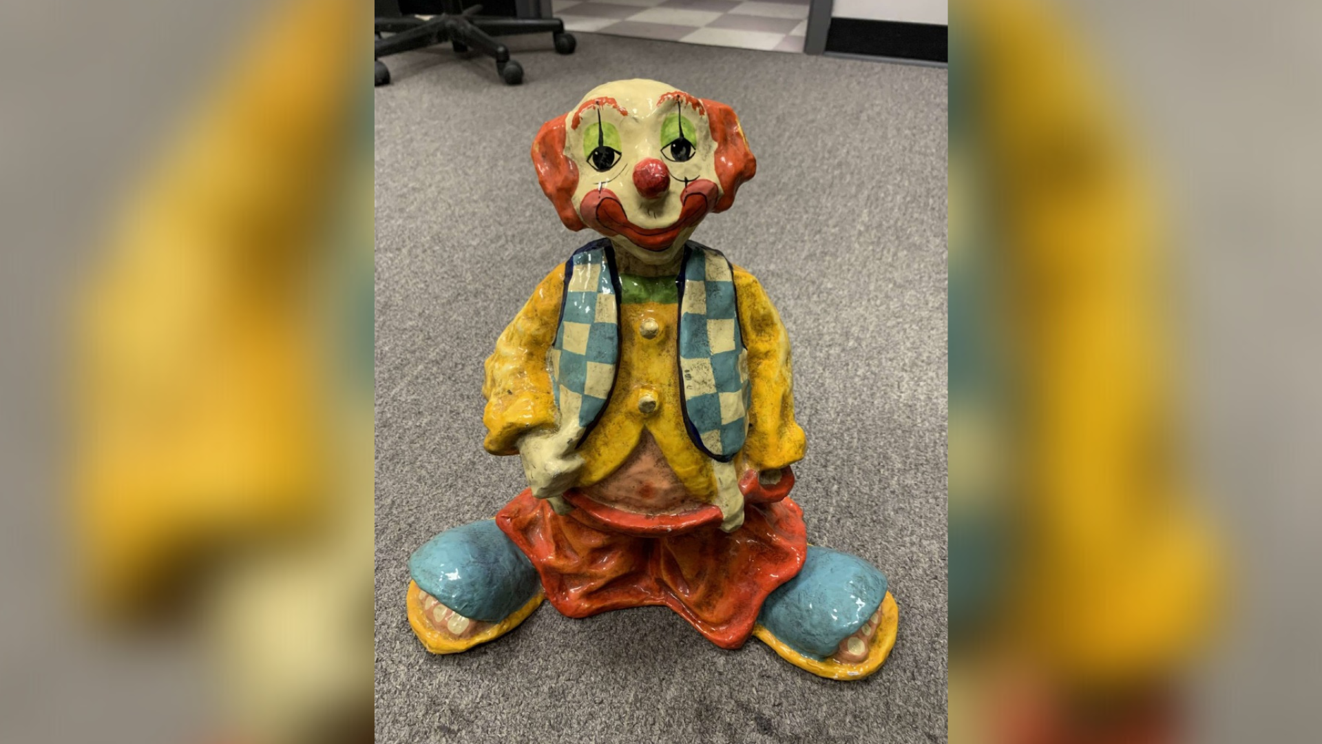 Man marked suspicious after clown statue left at Trumbull County Sheriff's  Office