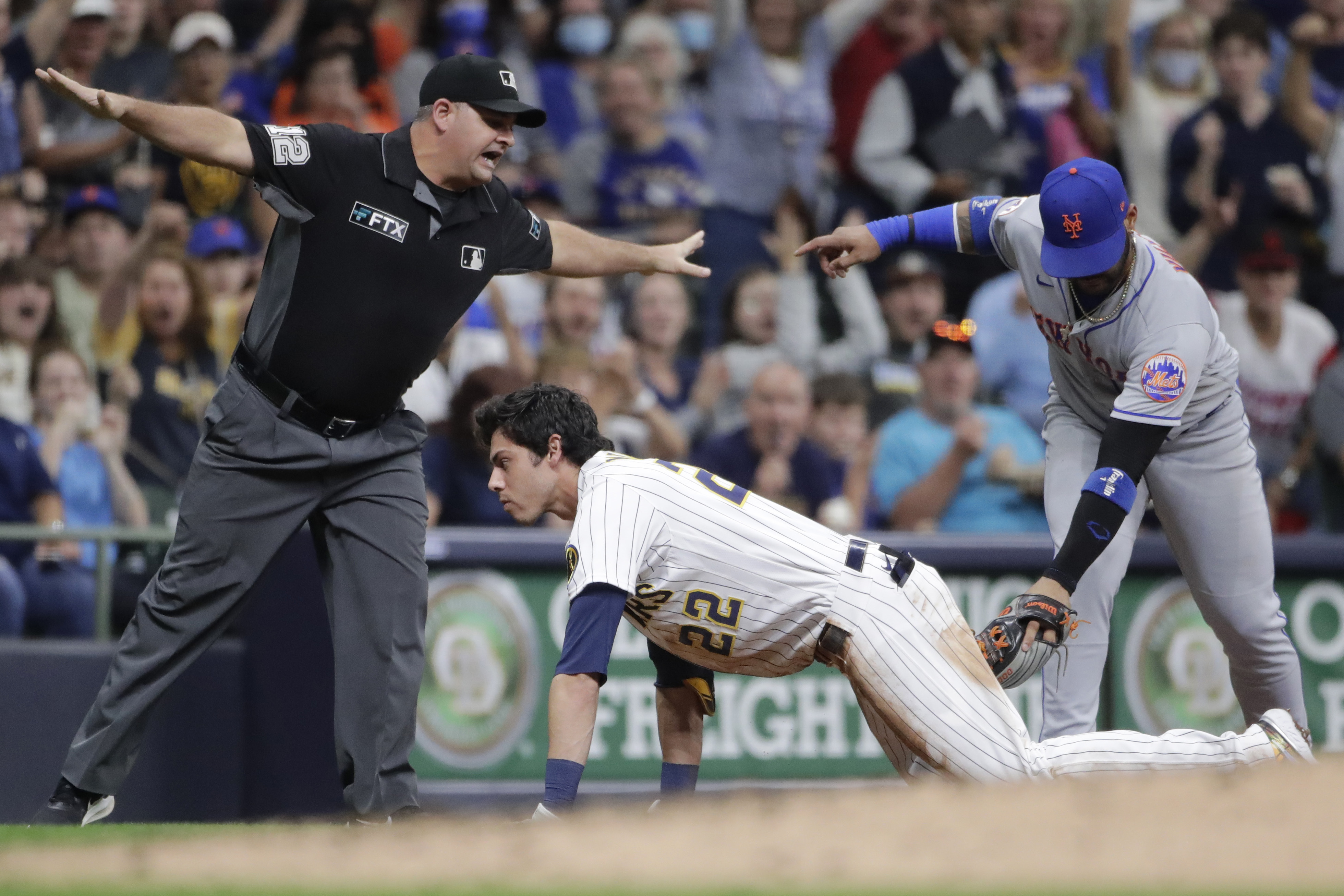 Brewers' Burnes strikes out 10 in a row, ties MLB record