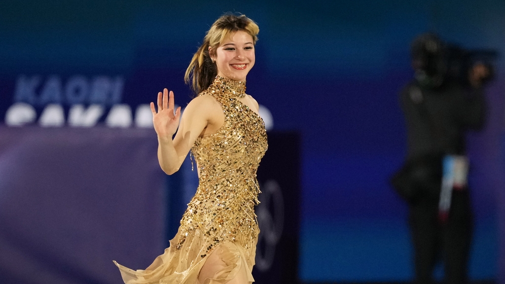 US figure skater Alysa Liu wins gold, becomes first American woman to medal  in 20 years