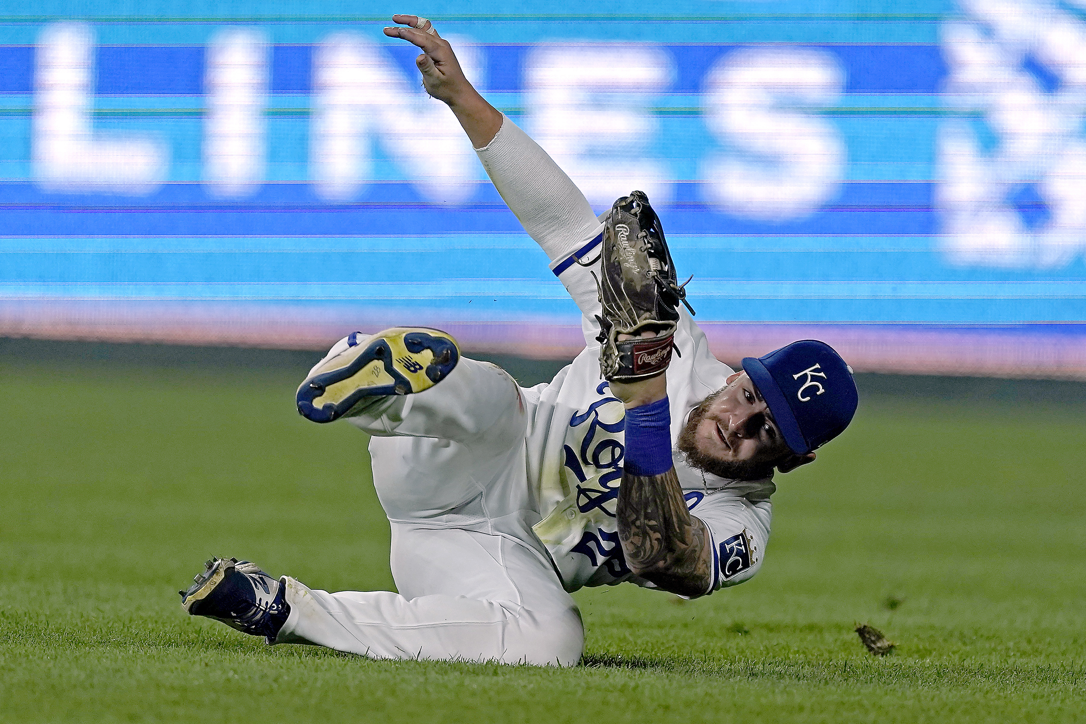 KANSAS CITY, MO - AUGUST 28: San Diego Padres first baseman Josh