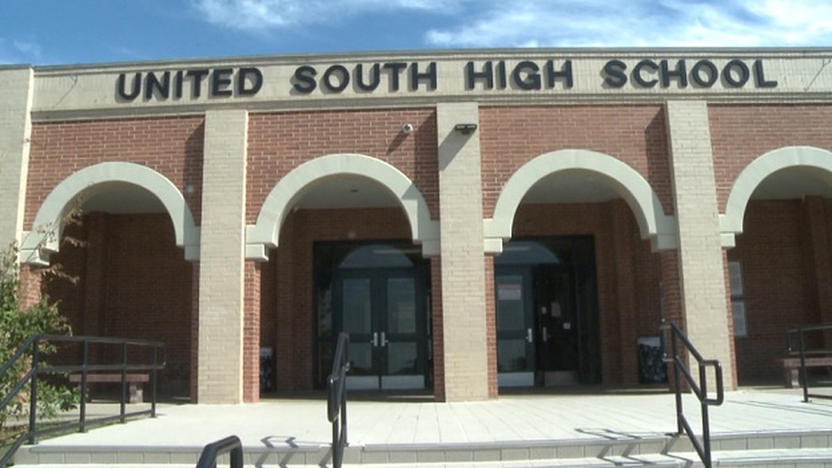 Yalangoch oqlangan frantsuz ayollari