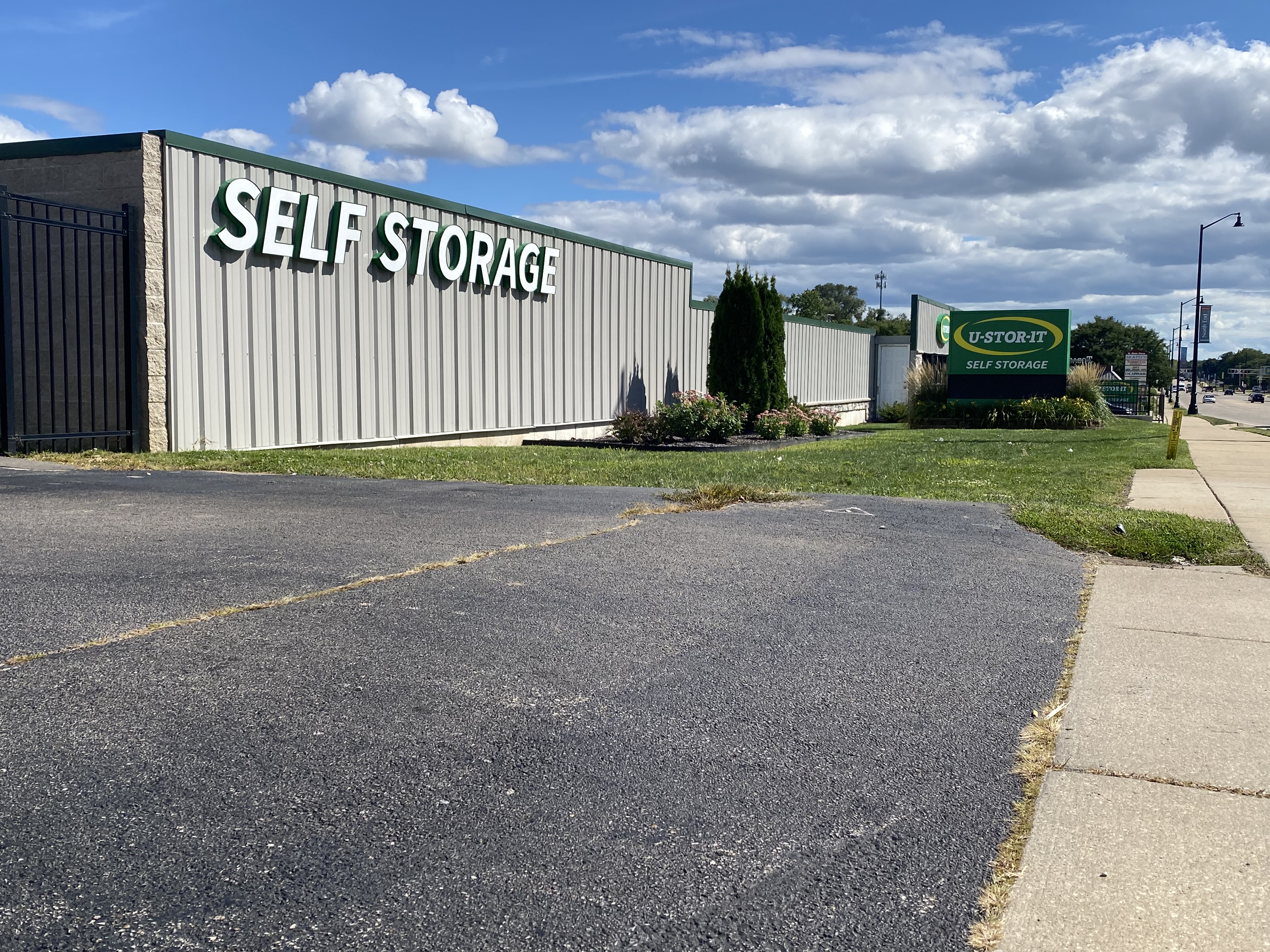 tobacco road self storage Rockford City Council delays self-storage changes due to communication  'failure'