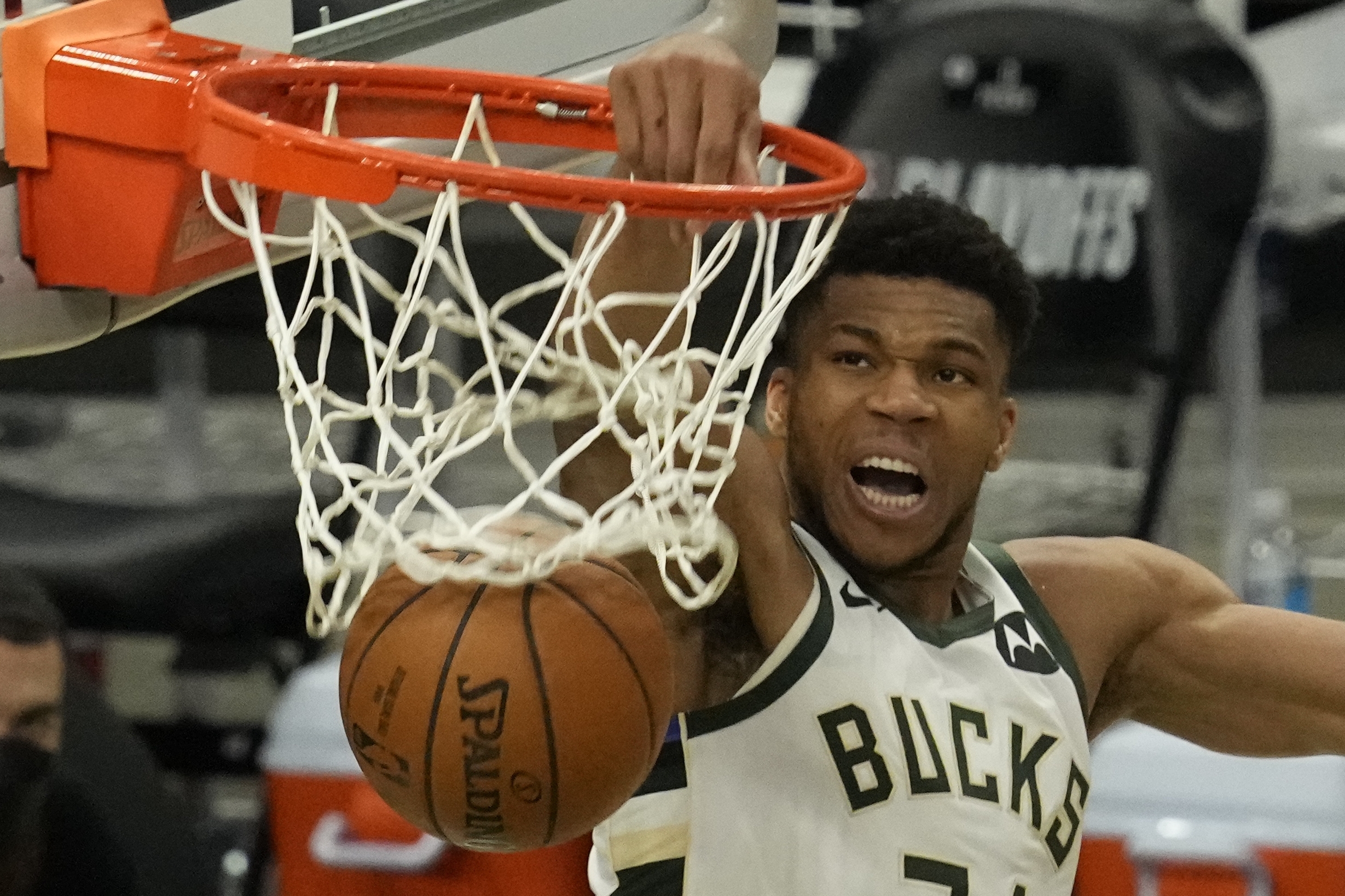 Giannis Antetokounmpo NBA.