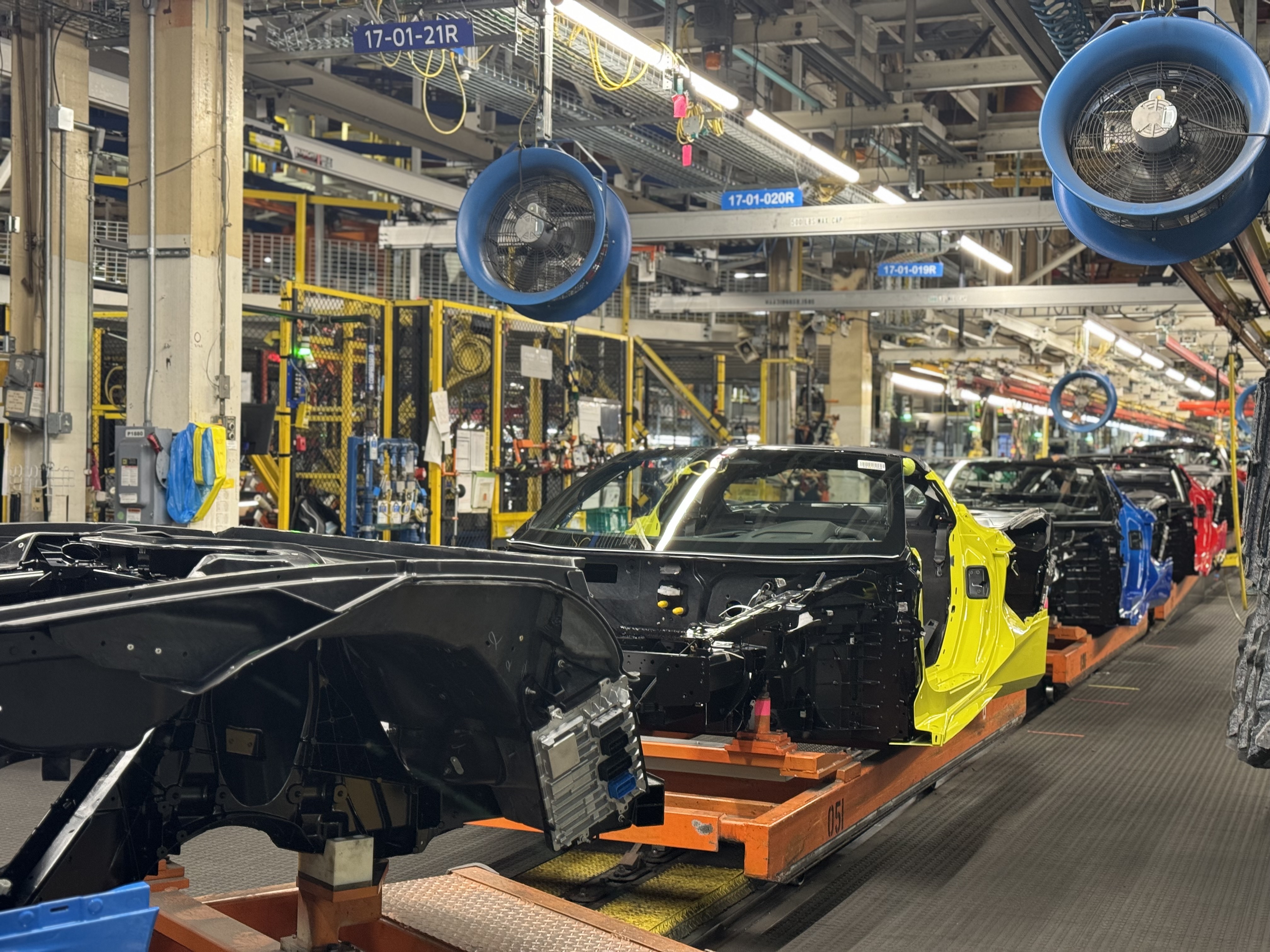 General Motors Bowling Green Assembly suspends tours at Corvette plant