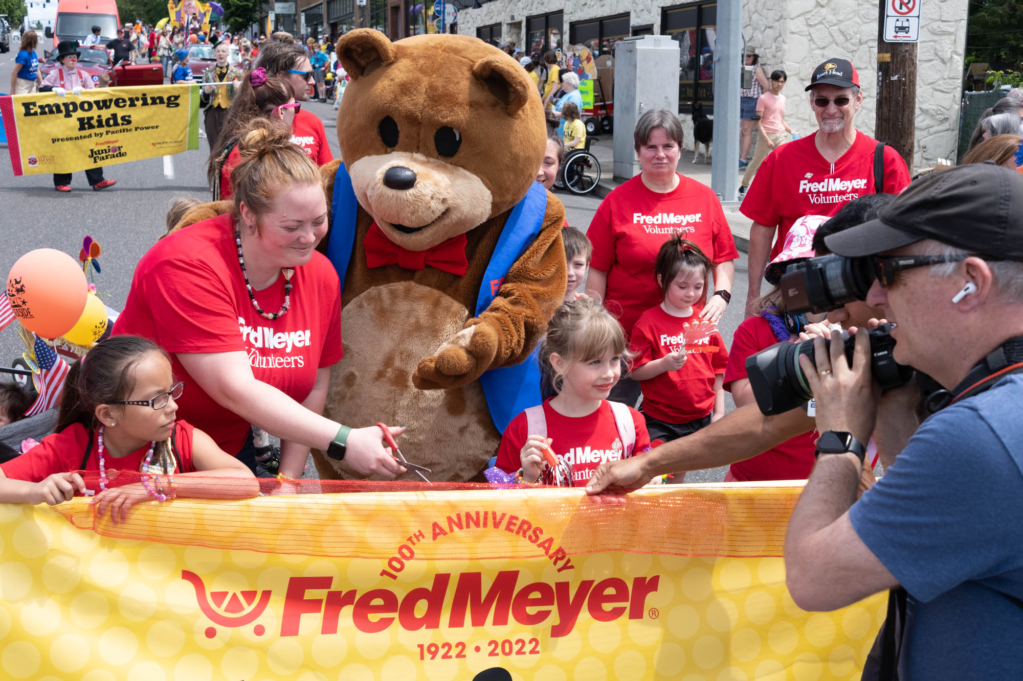 2022 Fred Meyer Teddy Bear Toss 