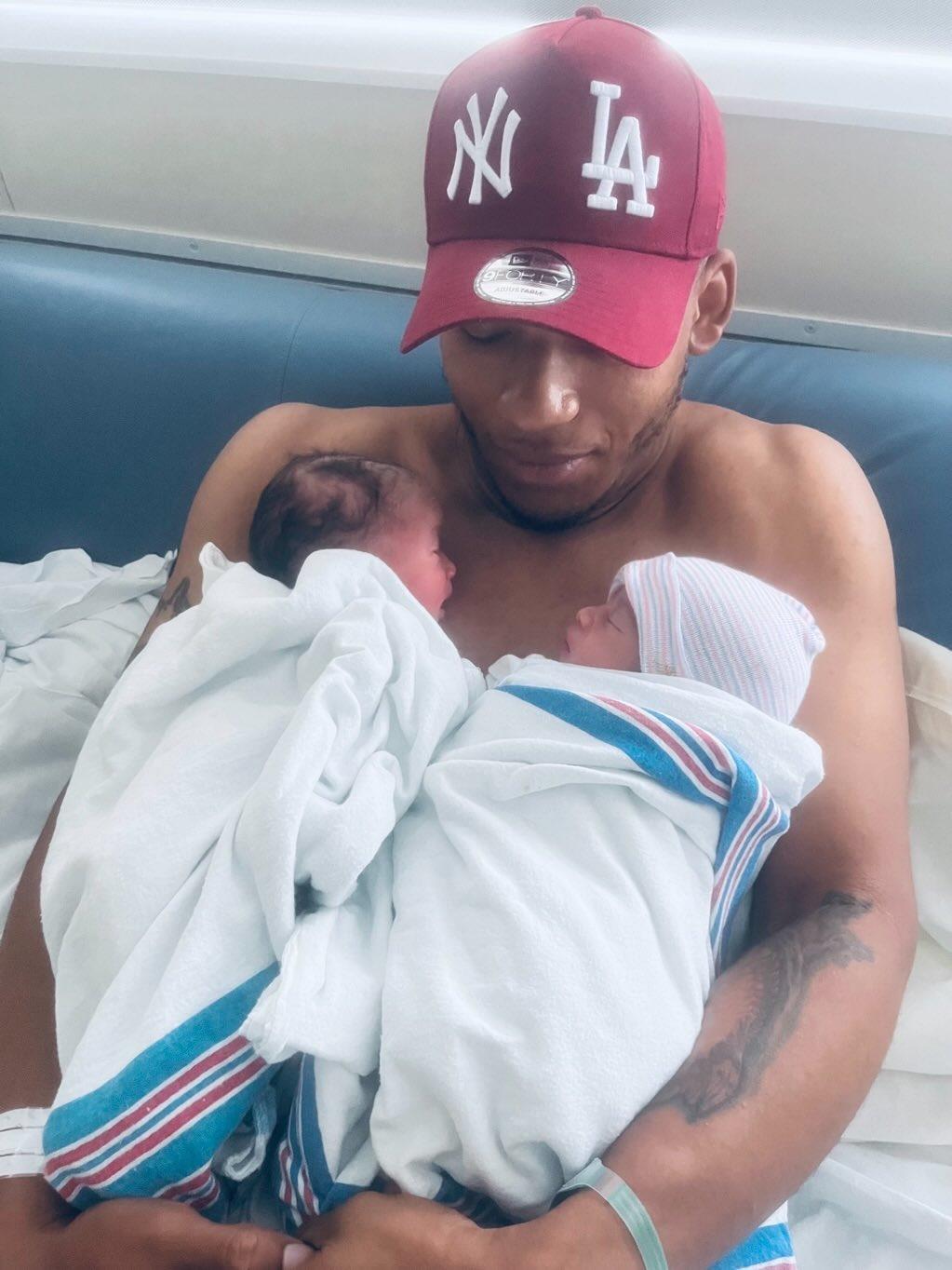 Northeast Ohio twins born on the same day as both parents