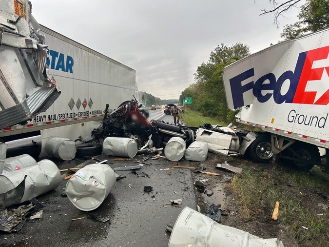 Hazmatr wreck closes I-81 NB at MM2 in Washington County 9.25.25