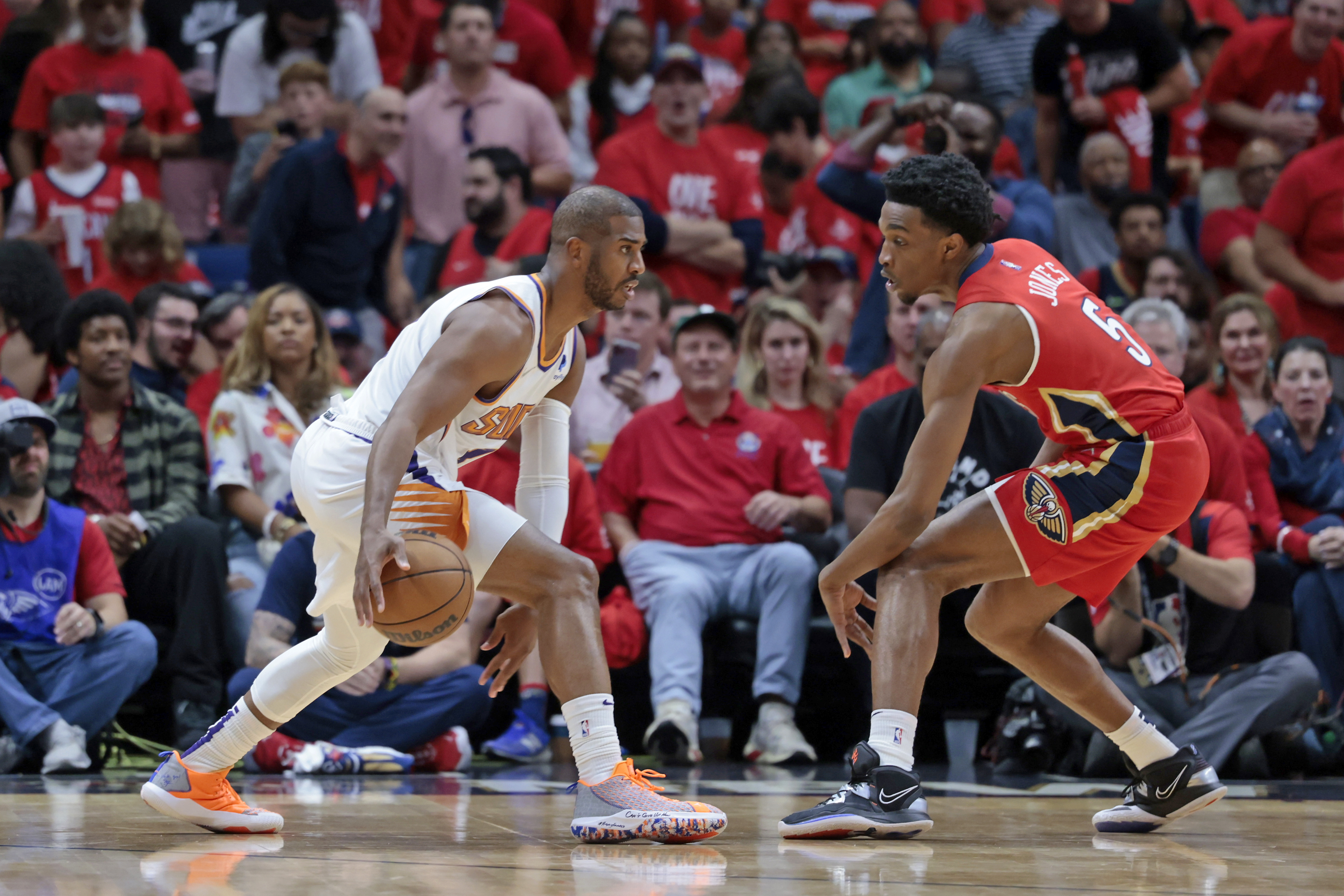 Phoenix Suns lose Devin Booker to injury, game to New Orleans Pelicans