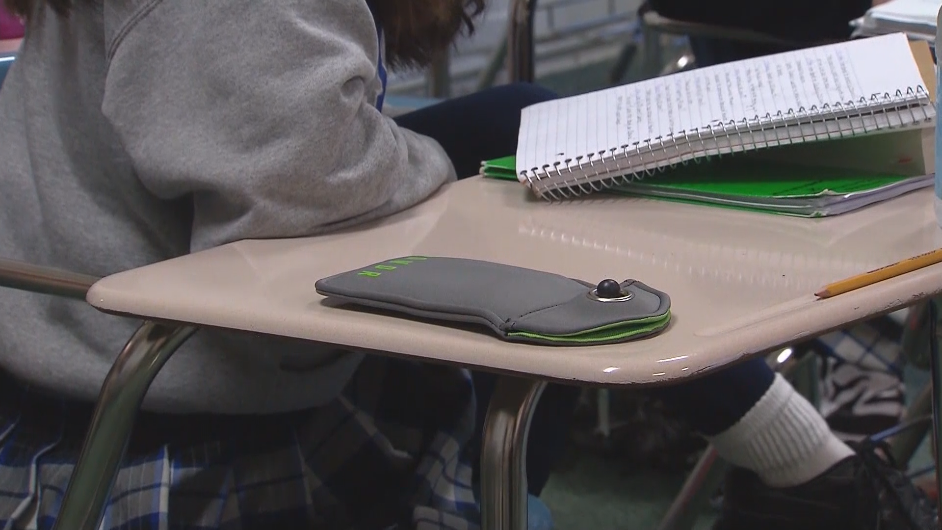 Woodville ISD limits cell phone use with Yondr pouches