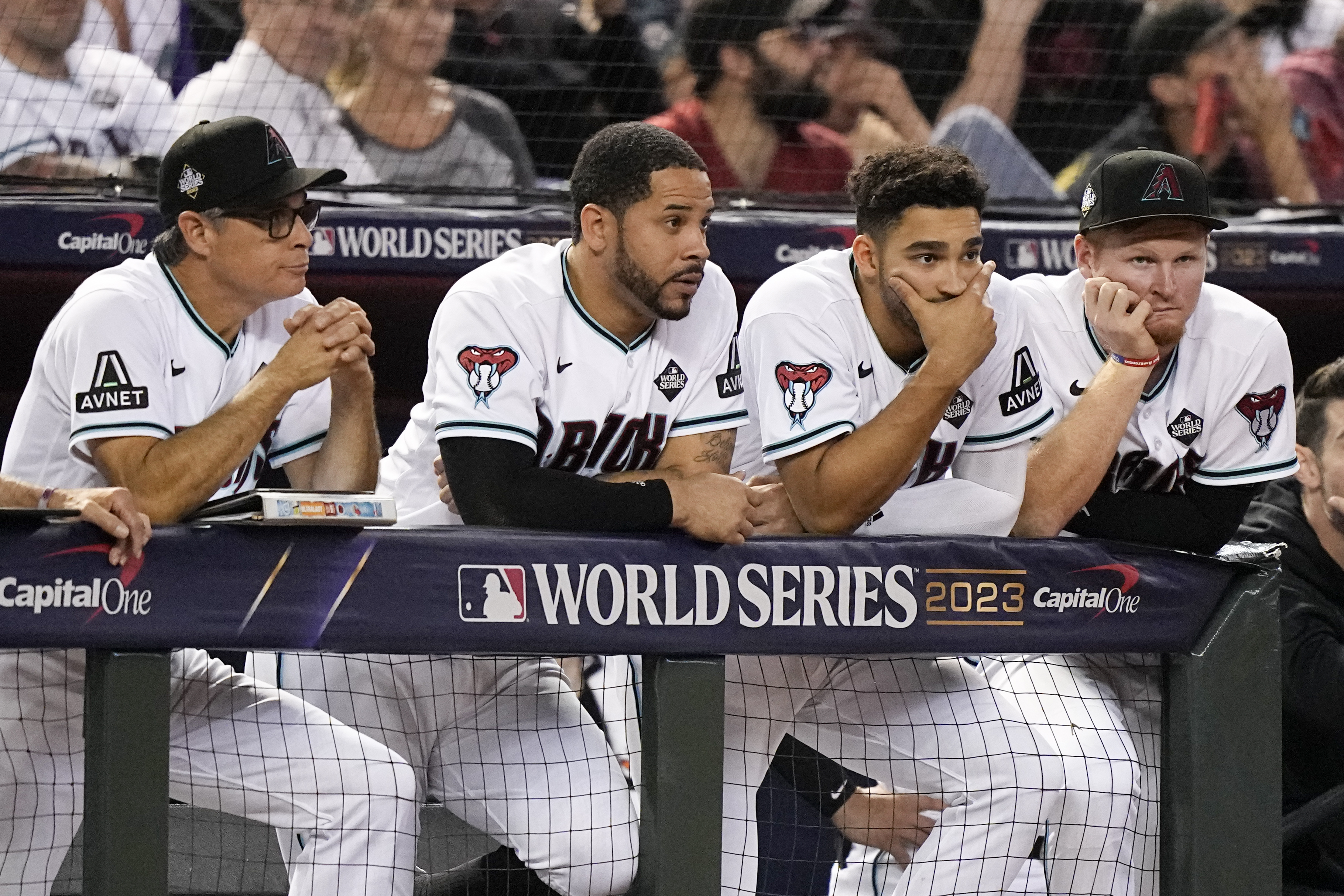 Diamondbacks lose to Rangers in World Series Game 3 - Axios Phoenix