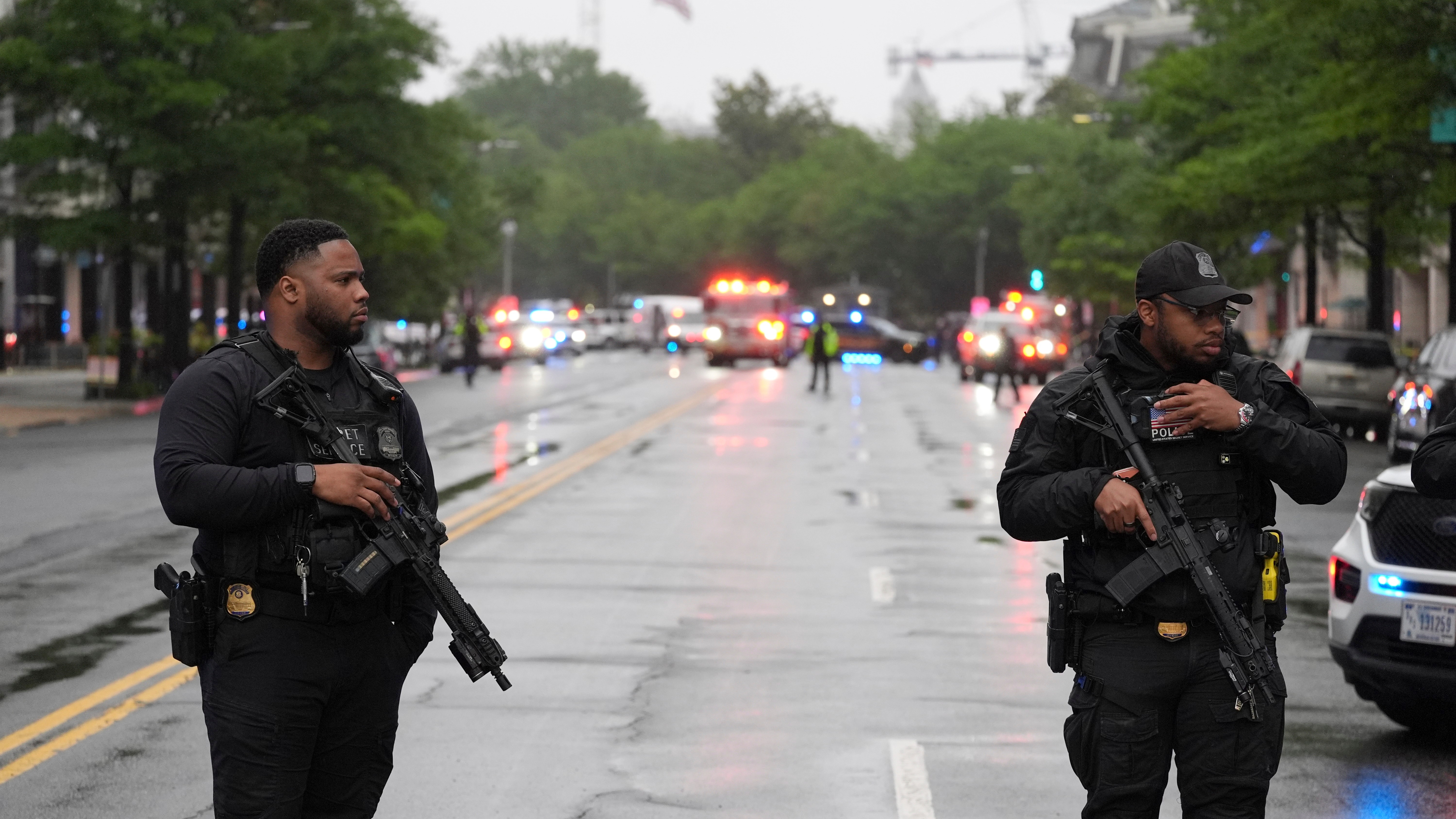 Suspect dead after opening fire near White House security