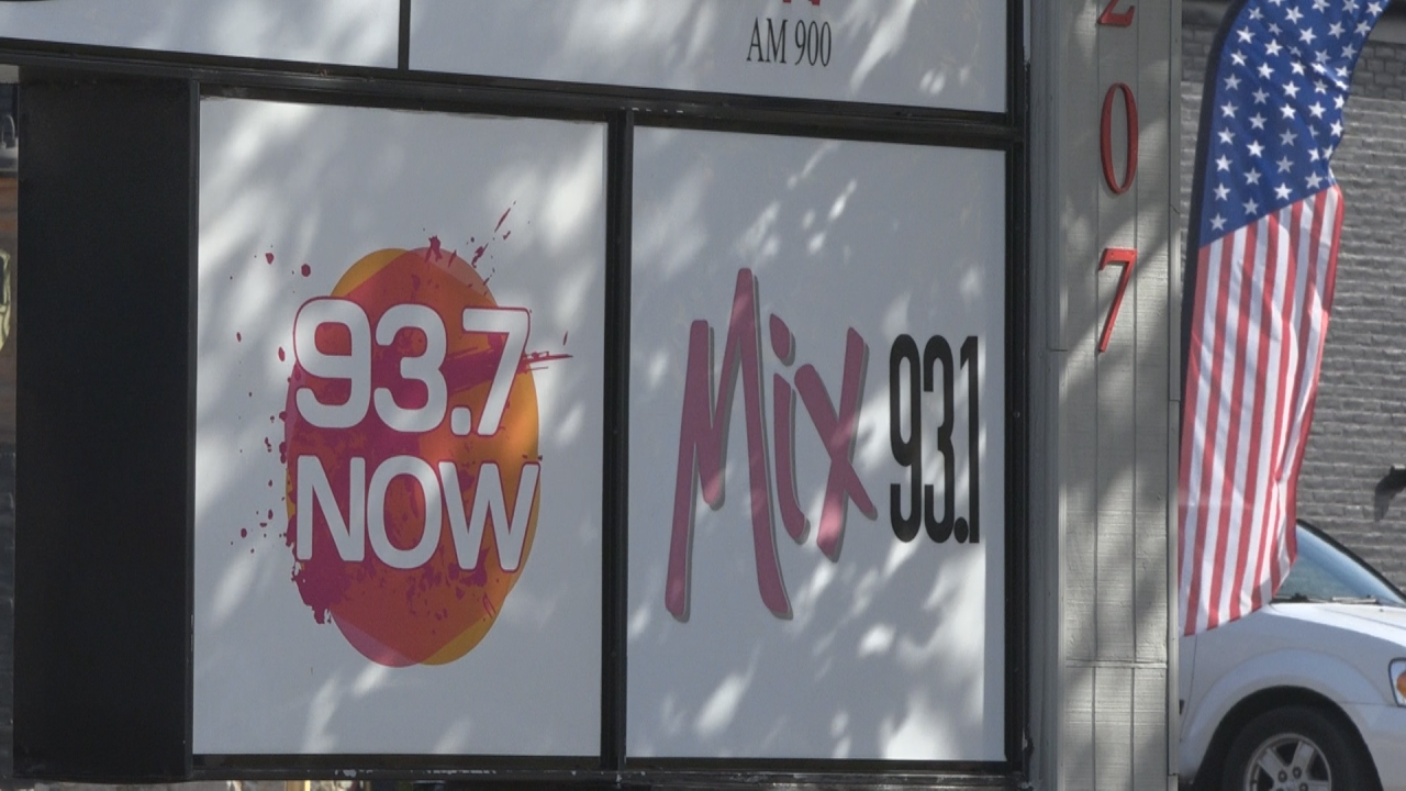 Christmas Music Returns To Mix 93 1