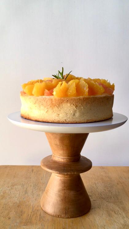 El pastelero Gerardo Domínguez, quien representó muy bien a Mendoza en el programa más dulce de la televisión argentina, “Bake Off”, pensó en su receta de “Tarta cítrica, con limón, pomelo y naranja”.