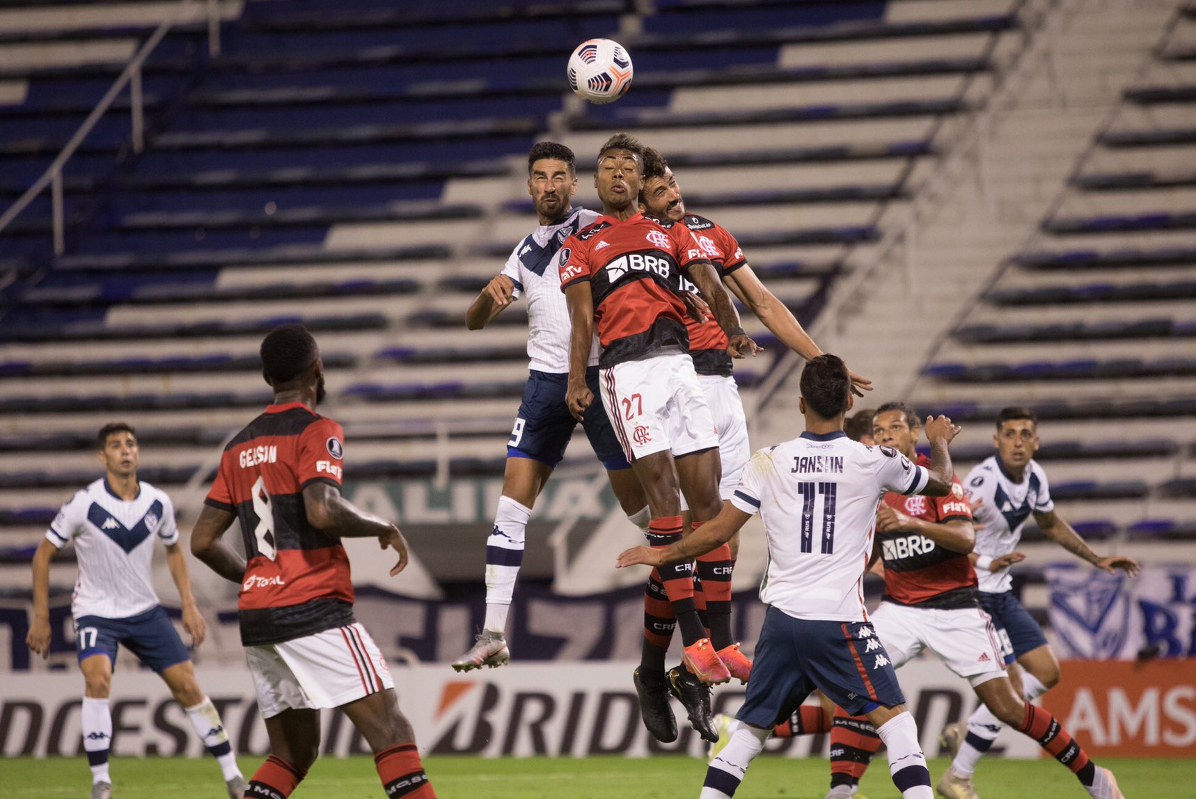 Velez Cayo 3 A 2 Ante El Poderoso Flamengo En La Copa Libertadores Futbol La Voz Del Interior