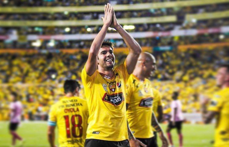 Kaká volvió al fútbol y fue para jugar en el Barcelona de Ecuador