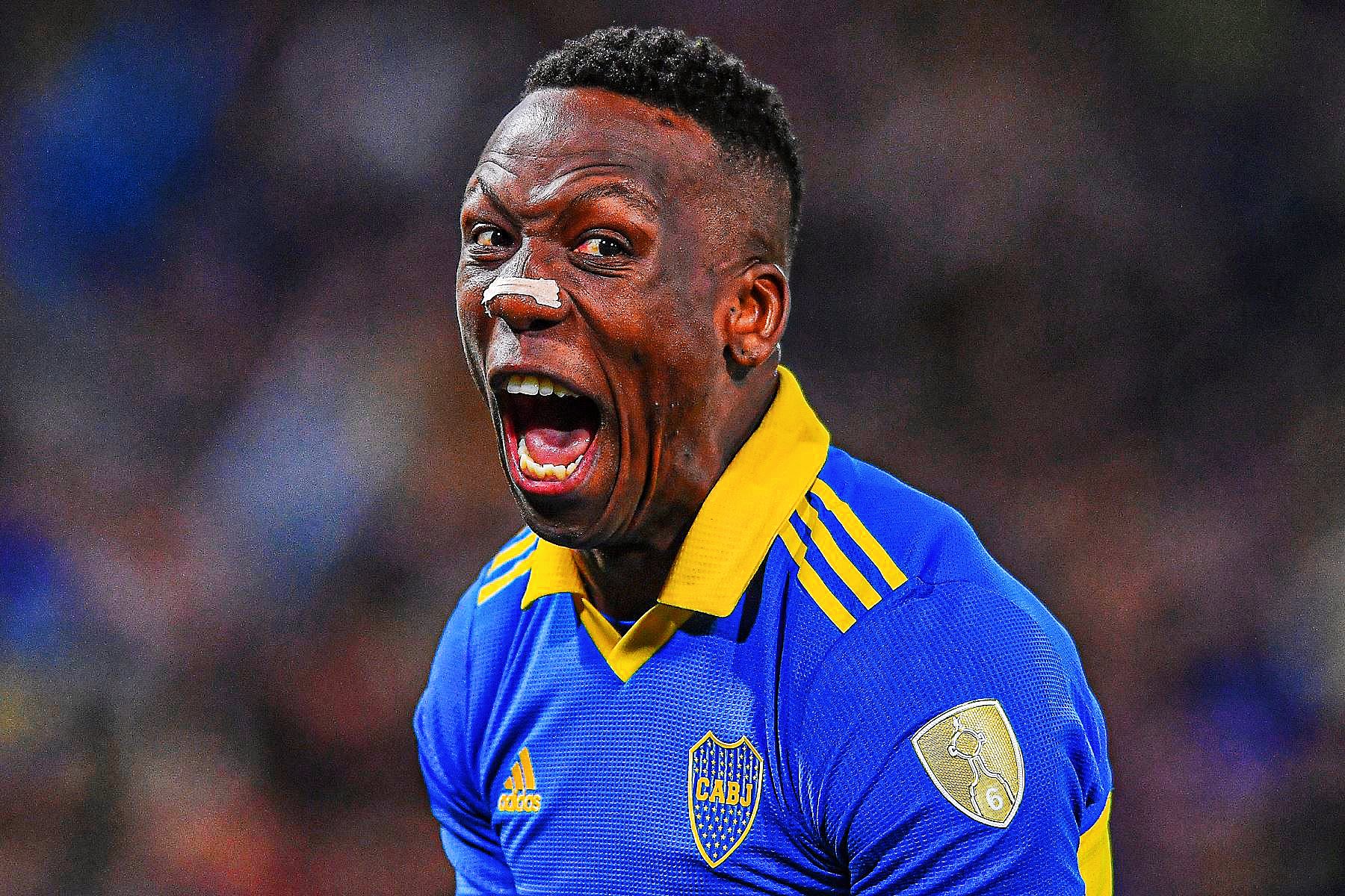 São Paulo sondeó a Luis Advíncula: qué dijo el jugador y la opinión de  Miguel Ángel Russo