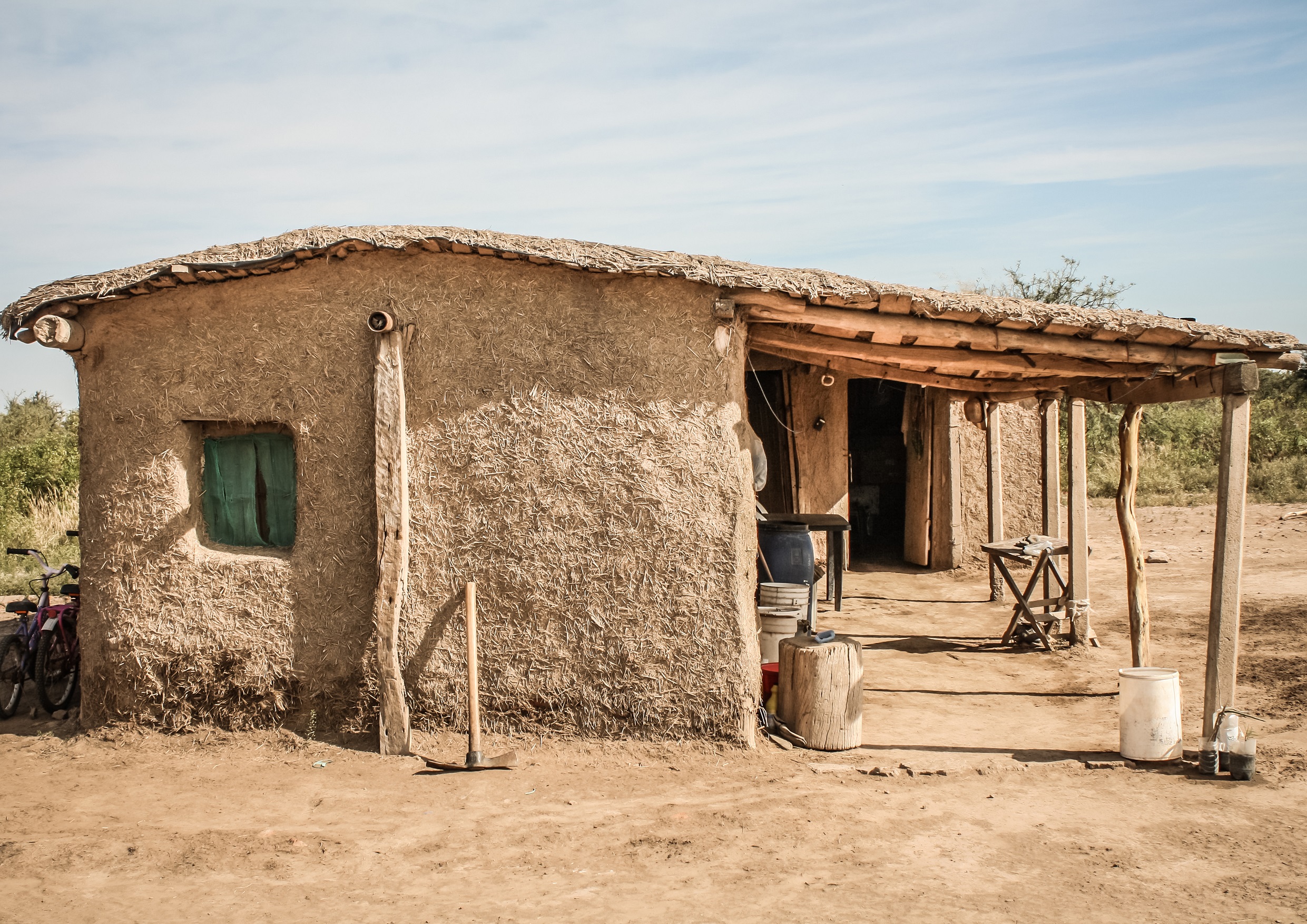 Al rescate: revalorizan saberes constructivos y culturales del “rancho” del  norte cordobés