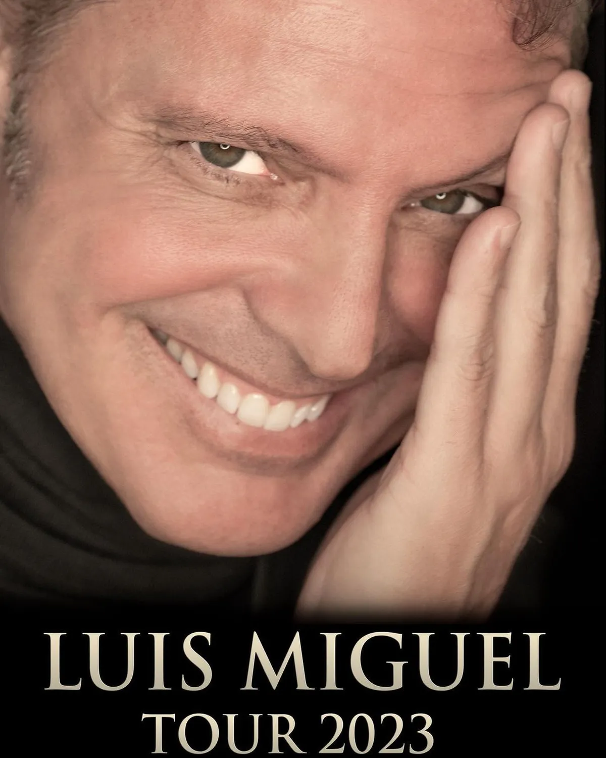 Lámparas de pie, toallas y manteles, las exigencias de Luis Miguel para sus  show en Argentina