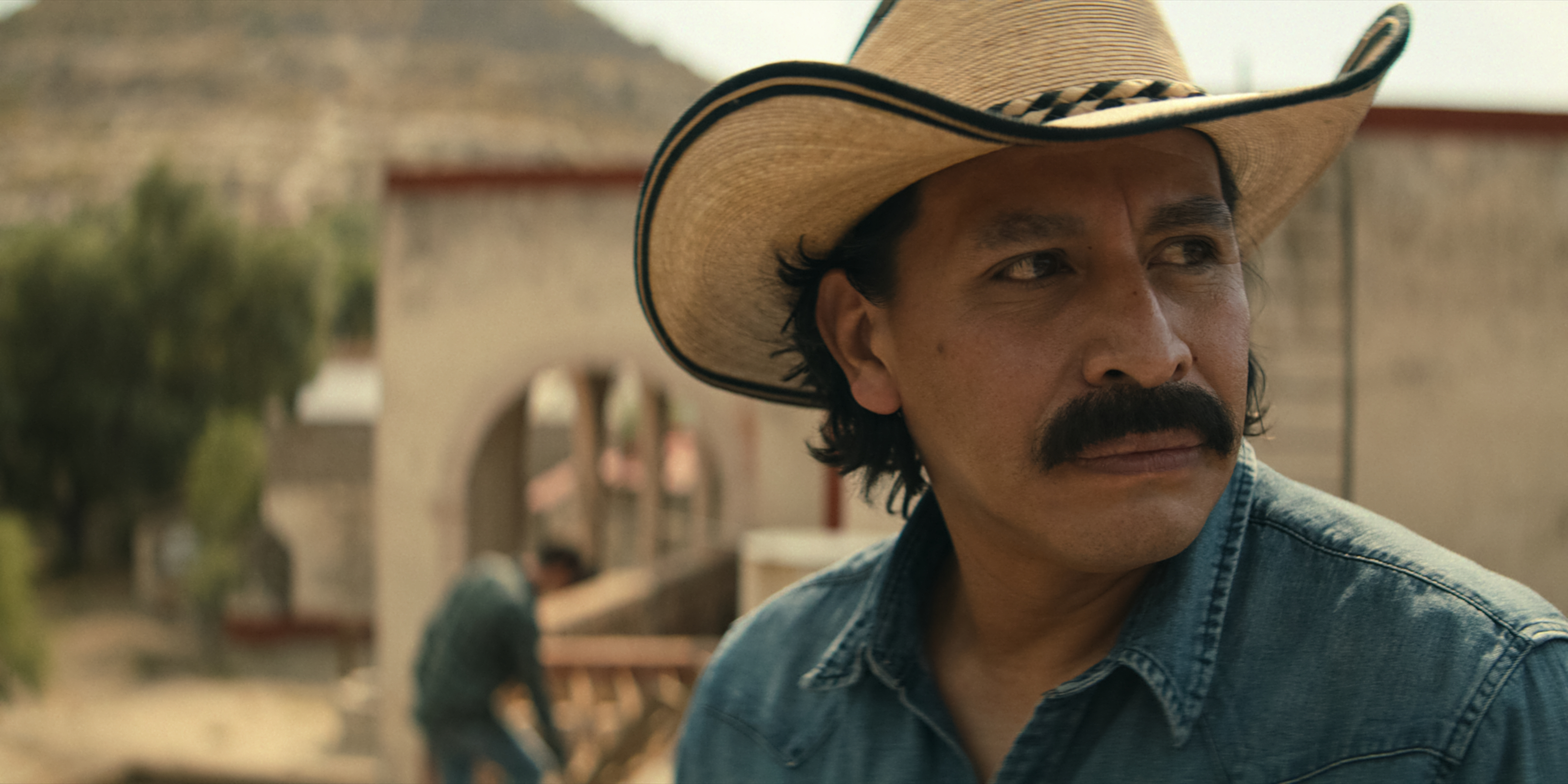 Narcos Mexico una historia de amor real entre balas - Series