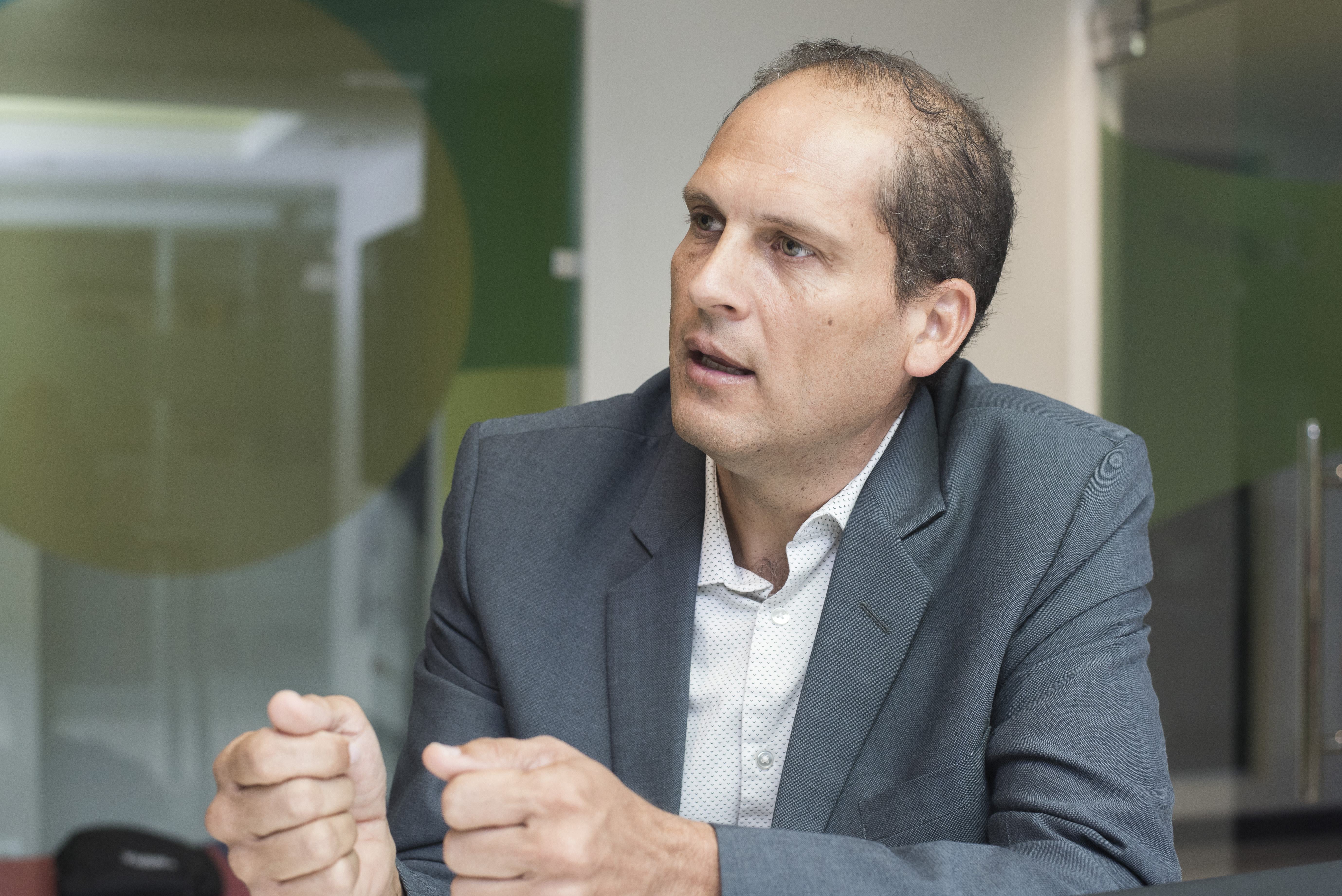 23/10/19. Sutel, Guachipelin de Escazú. Entrevista con Humberto Pineda que desde el 2012 es el Director del Fondo Nacional de Telecomunicaciones (Fonaltel) sobre el manejo del fondo. La entrevista la hizo Juan Fernando Lara y estuvo presente Eduardo Castellon jefe de prensa de la Sutel.
foto: Eyleen Vargas.