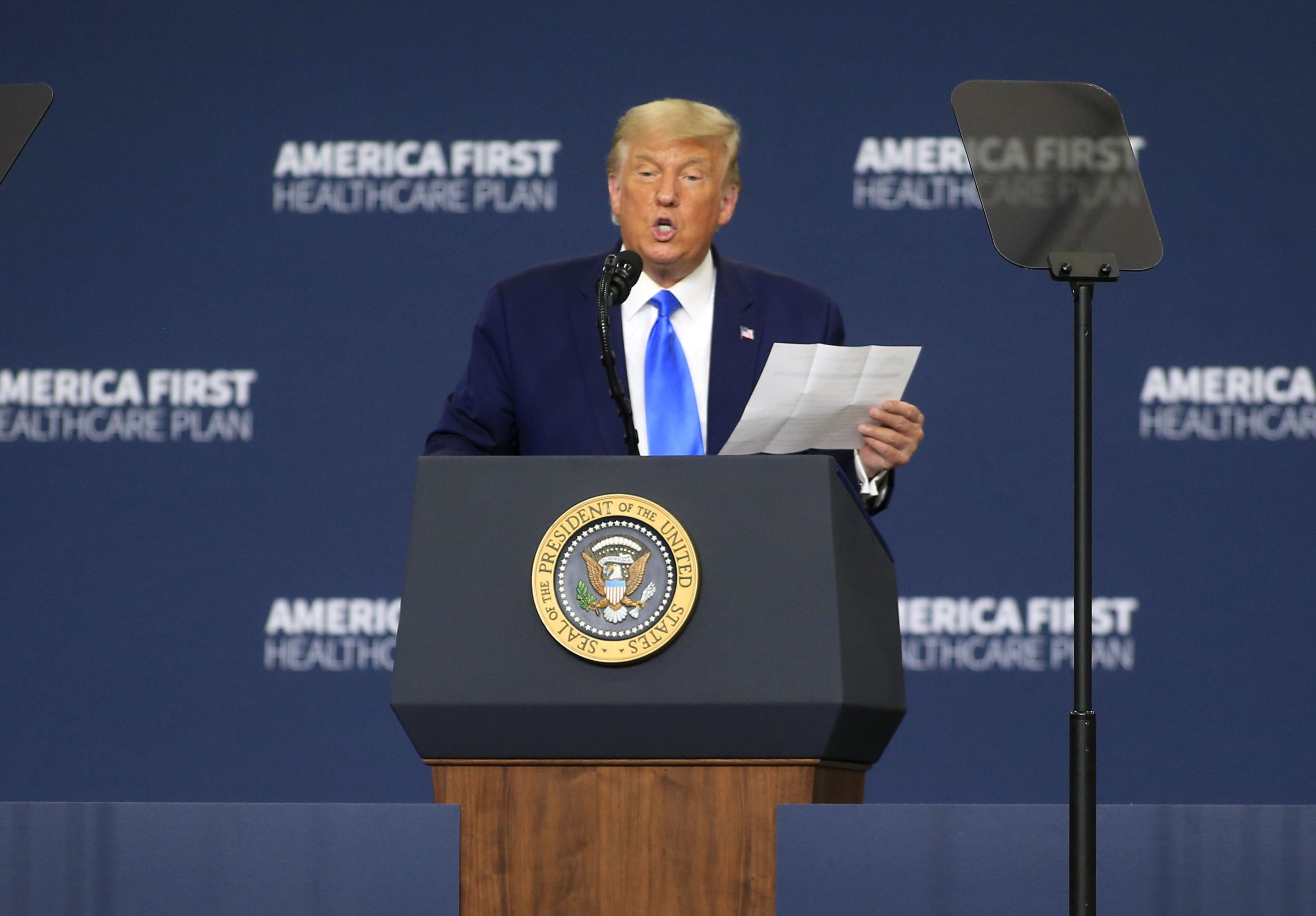 CHARLOTTE, NC - SEPTEMBER 24: U.S. President Donald Trump delivers remarks on his healthcare policies on September 24, 2020 in Charlotte, North Carolina. Trump's trip to North Carolina marks his fifth time in the state within the last 30 days. Brian Blanco/Getty Images/AFP
== FOR NEWSPAPERS, INTERNET, TELCOS & TELEVISION USE ONLY ==