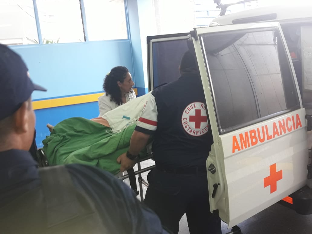Mujer es asesinada por su expareja en San Pablo de León Cortés. Foto Keyna Calderón