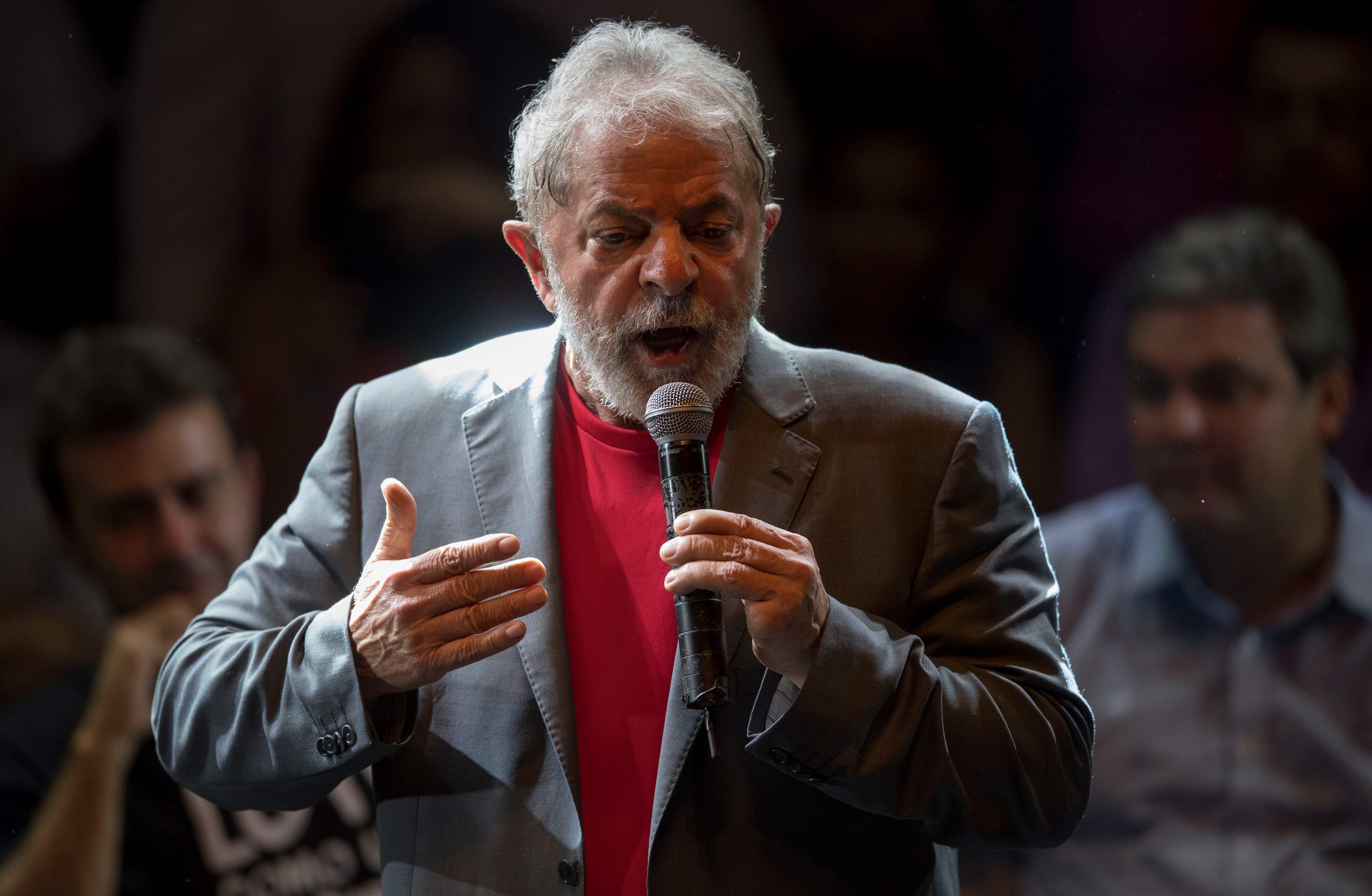El expresidente brasileño Luiz Inácio Lula da Silva participó en una manifestación de partidos de izquierda en Río de Janeiro, el 2 de abril del 2018. Foto: AFP