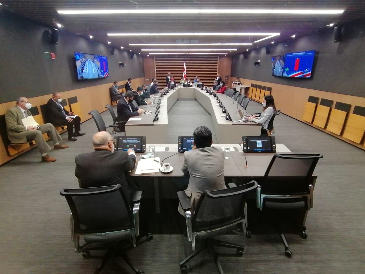 La Comisión de Hacendarios sepultó el préstamo por $245 millones. Hacienda anunció que renegociará el préstamo. Foto: Aarón Sequeira