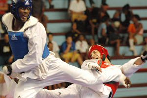 Rosbelis Despaigne (izquierda) forma parte de la delegación de Cuba que estará en Costa Rica para el VII Torneo Internacional de Taekwondo.